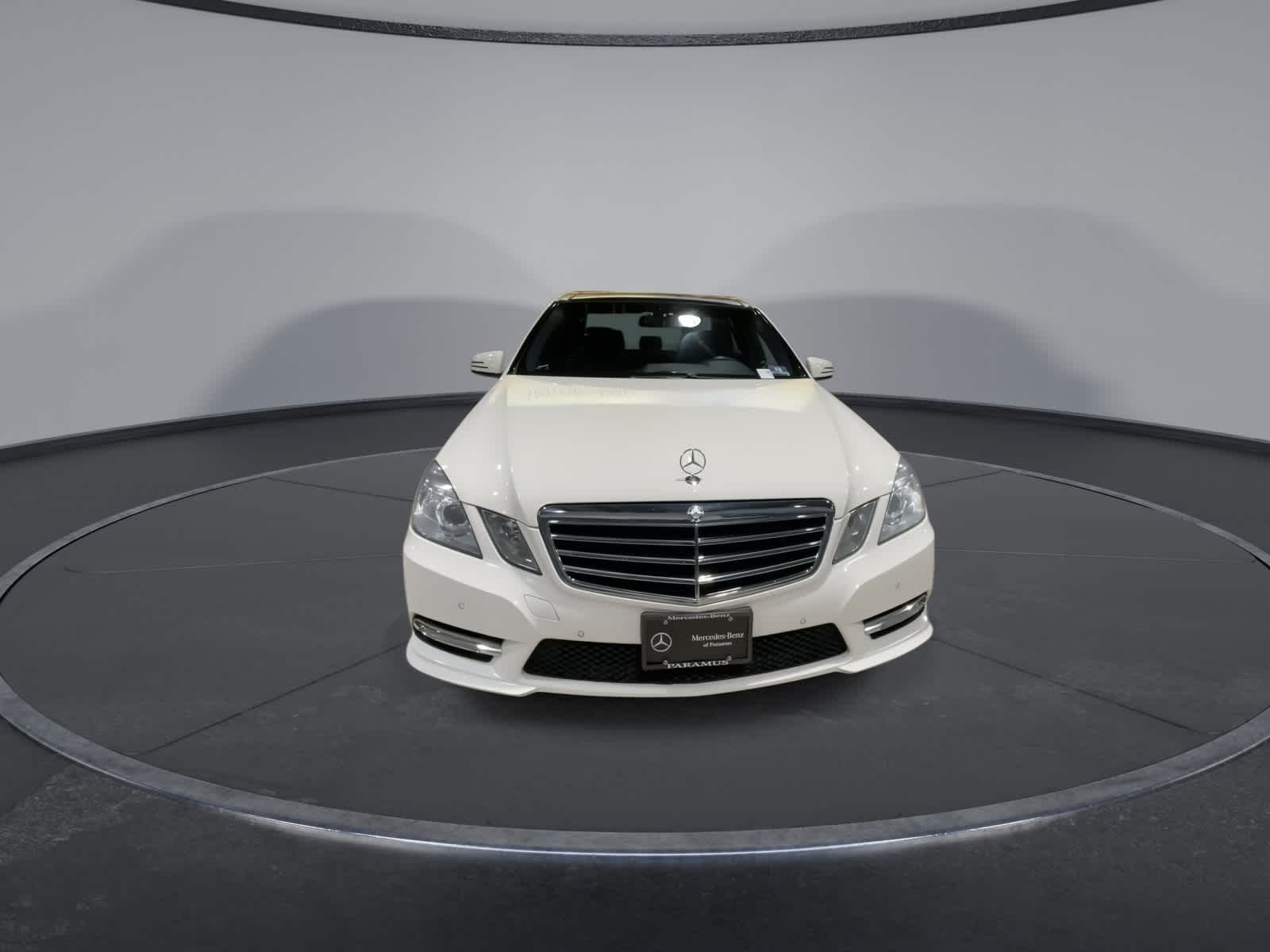 Thumbnail: 2012 Mercedes-Benz E-Class - 4