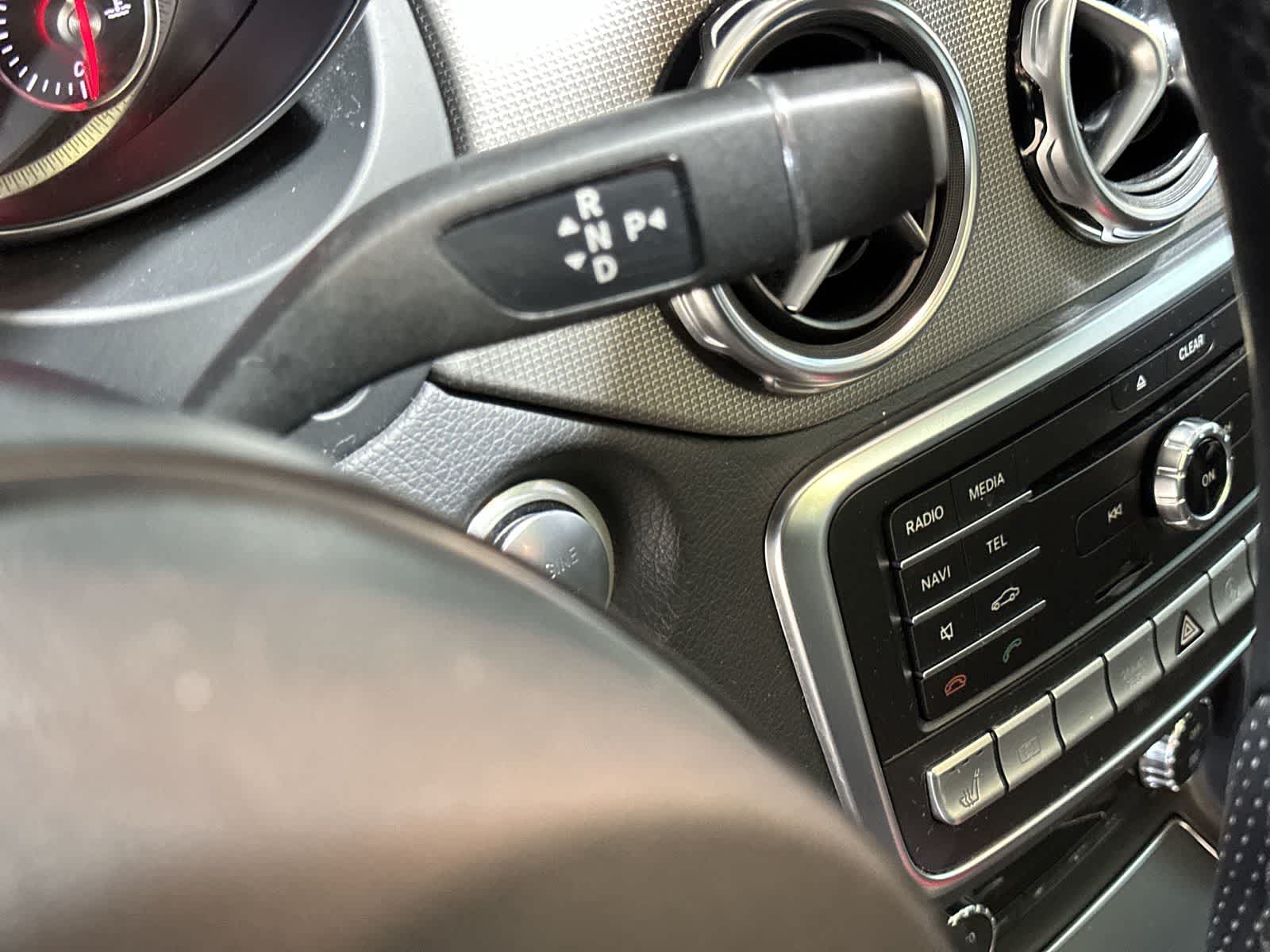 Thumbnail: 2020 Mercedes-Benz GLA - 29