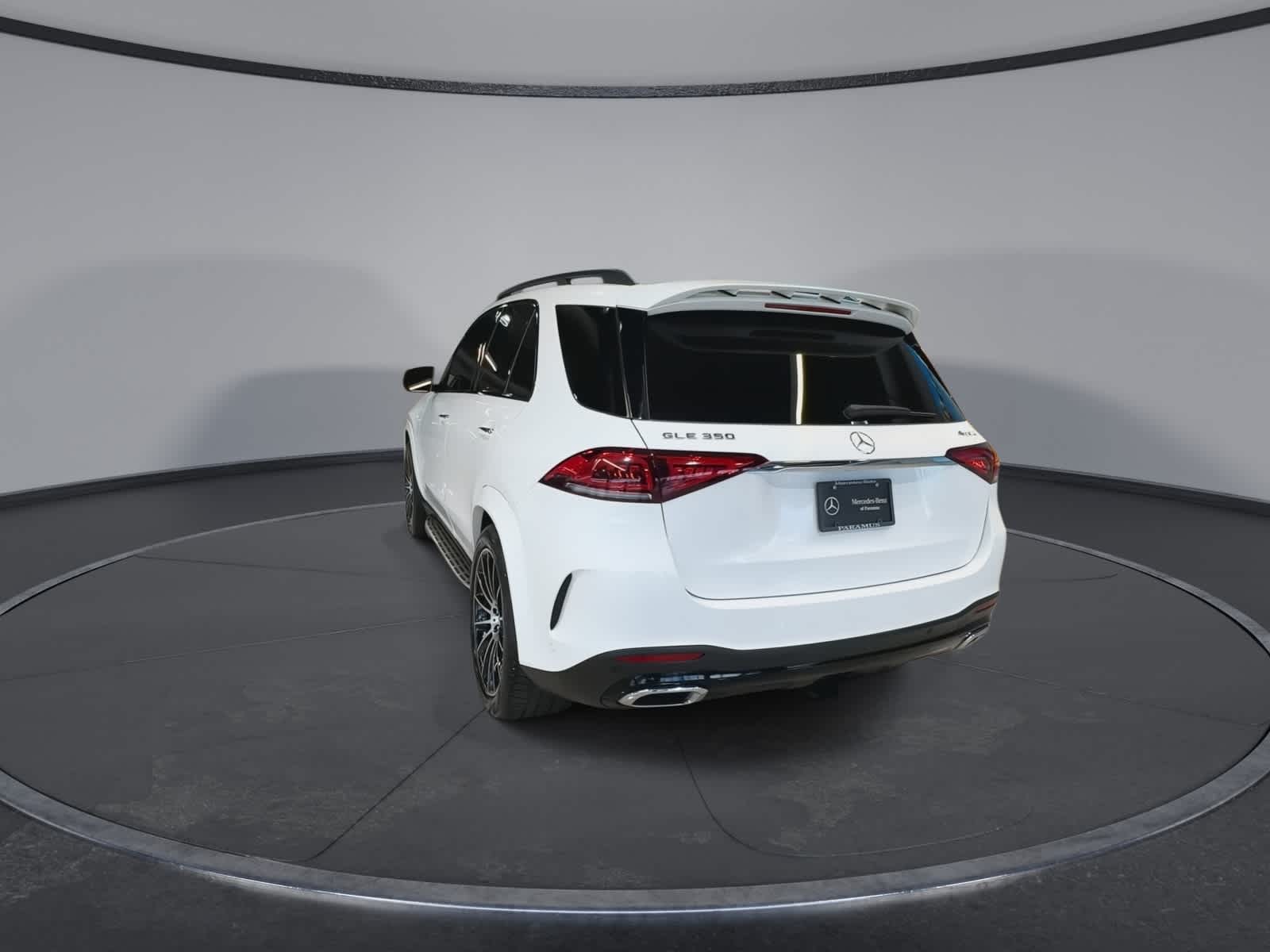 Thumbnail: 2023 Mercedes-Benz GLE - 9