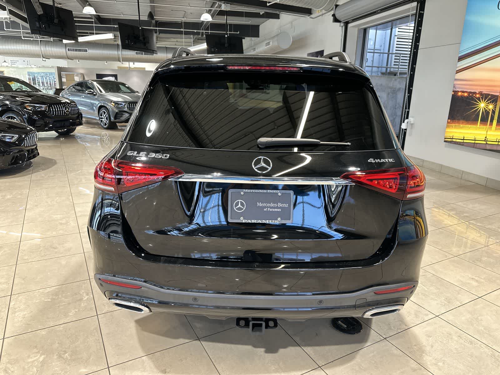 Thumbnail: 2023 Mercedes-Benz GLE - 17