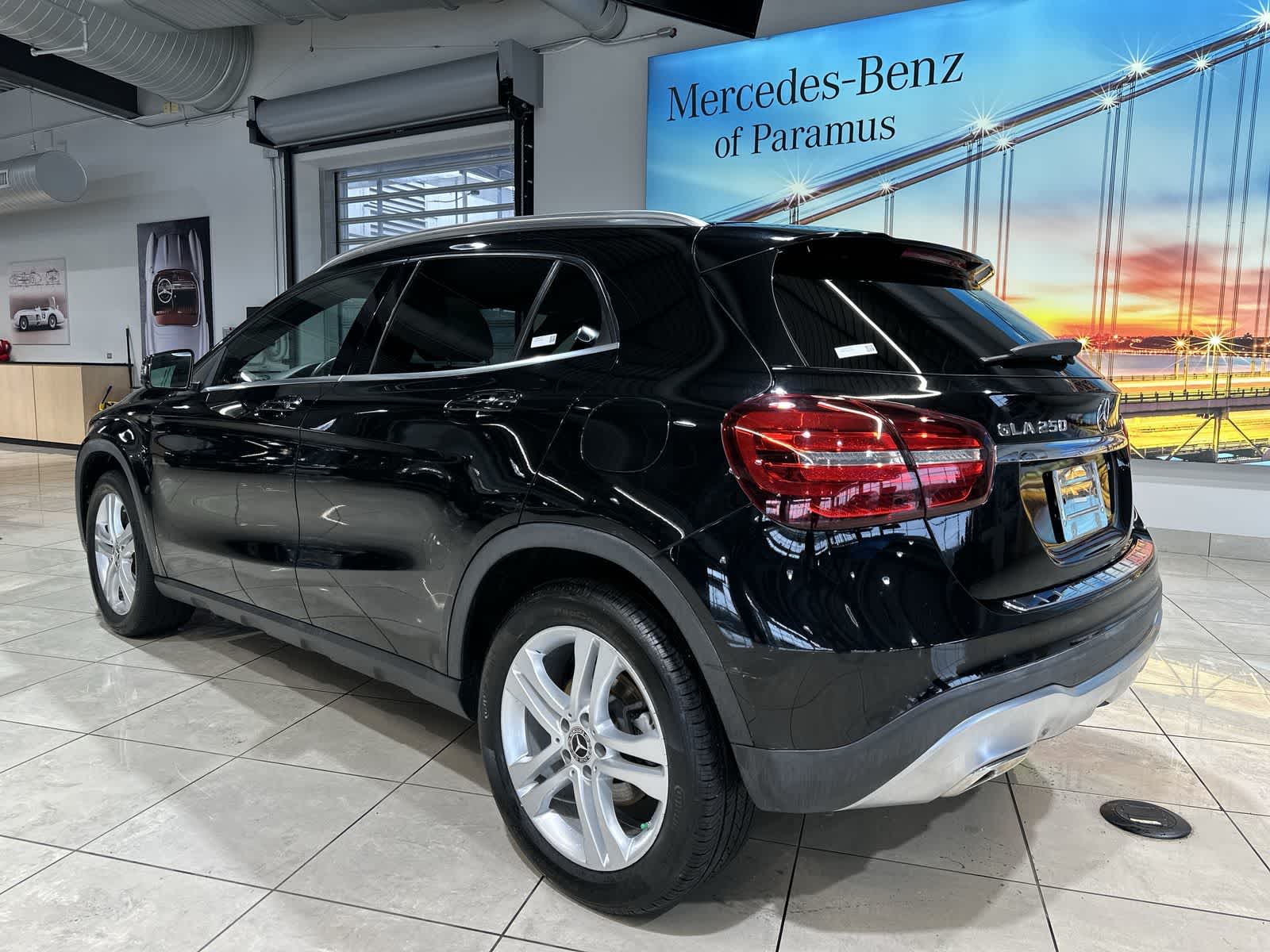 Thumbnail: 2020 Mercedes-Benz GLA - 16