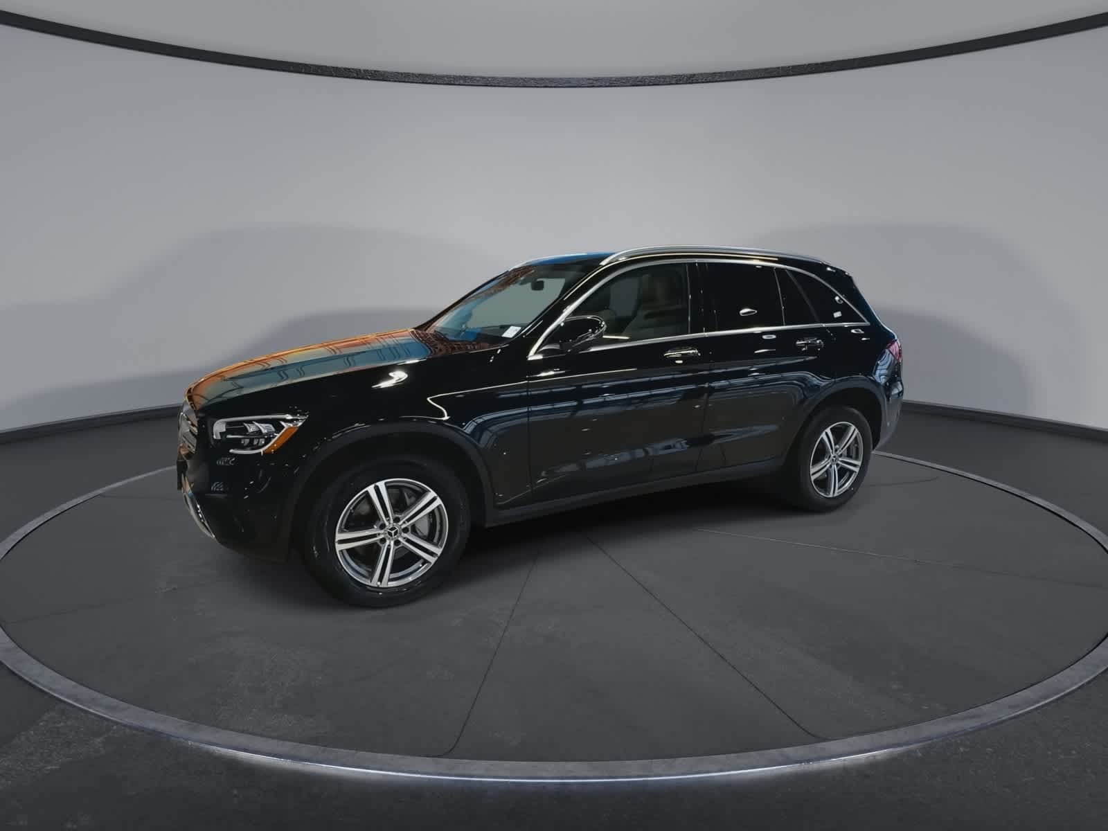 Thumbnail: 2022 Mercedes-Benz GLC - 6