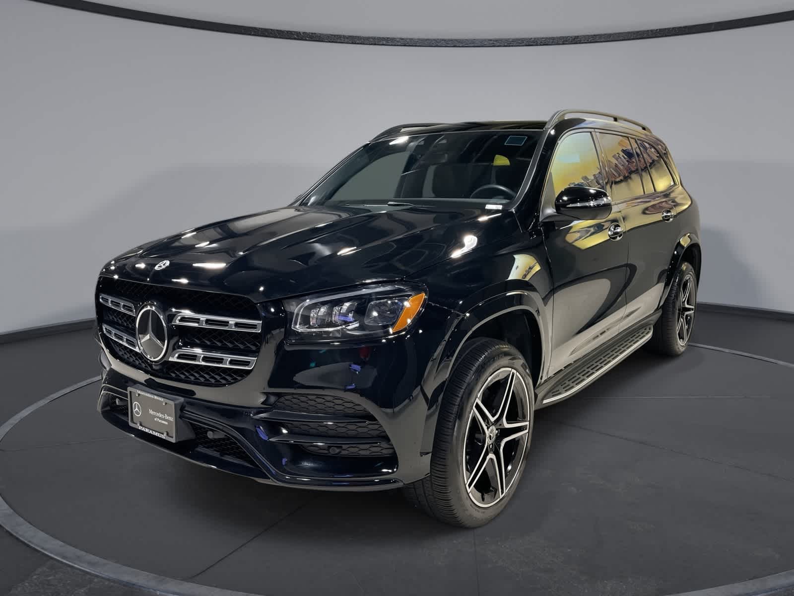 Thumbnail: 2022 Mercedes-Benz GLS - 1