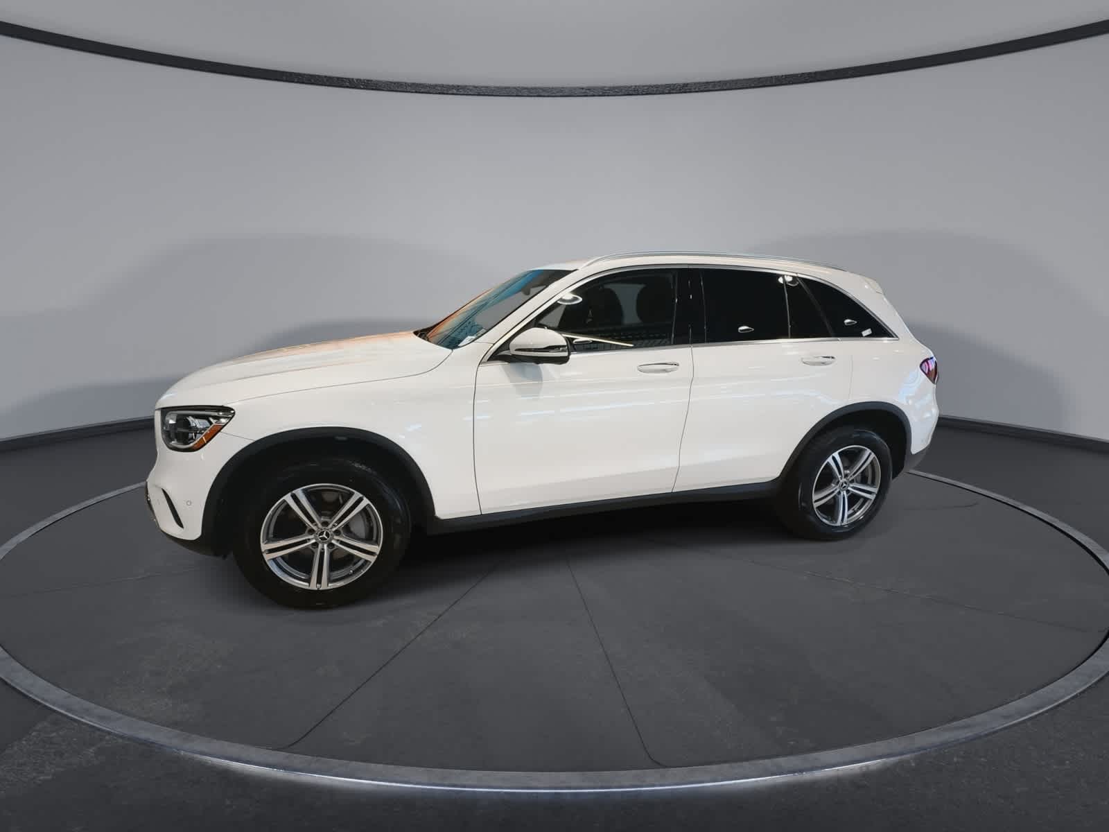 Thumbnail: 2022 Mercedes-Benz GLC - 6