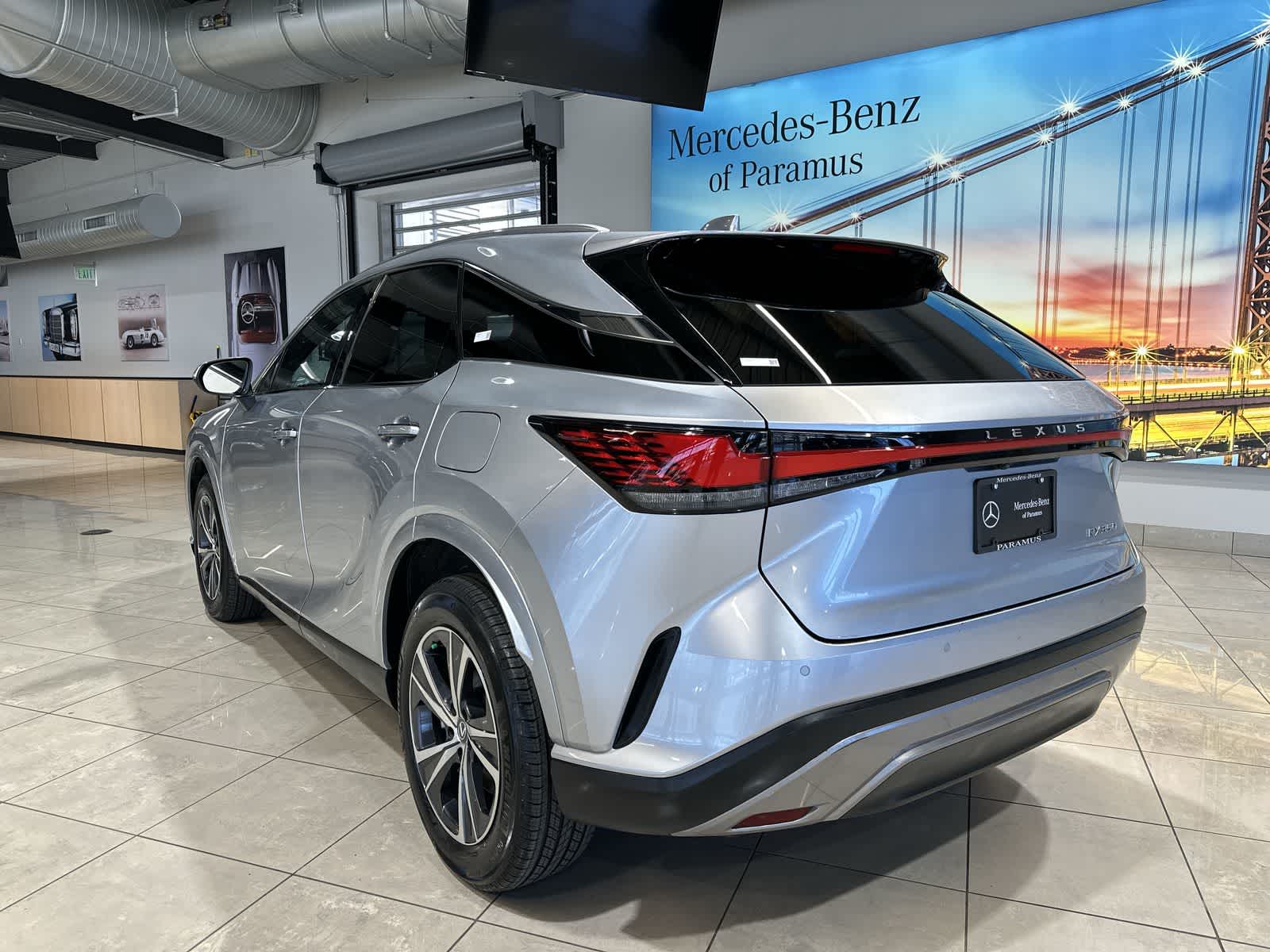 Thumbnail: 2023 Lexus RX - 16