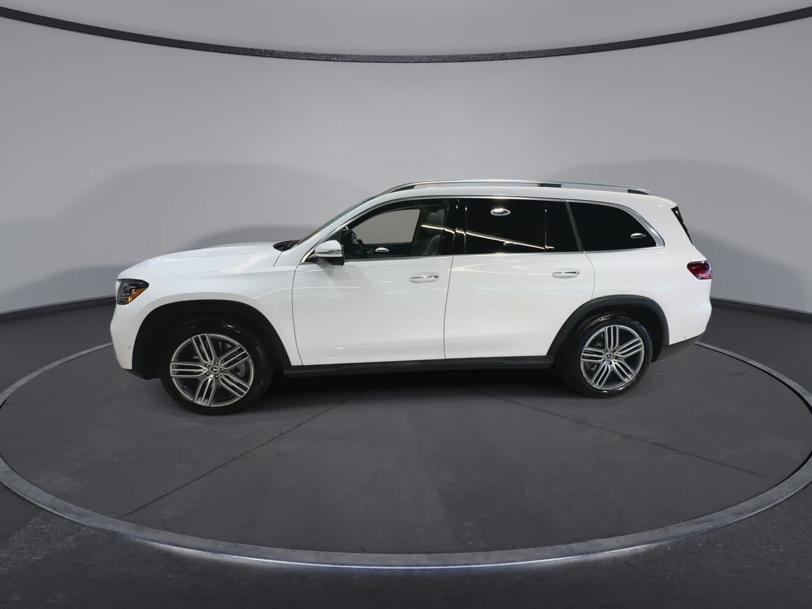 Thumbnail: 2024 Mercedes-Benz GLS - 6