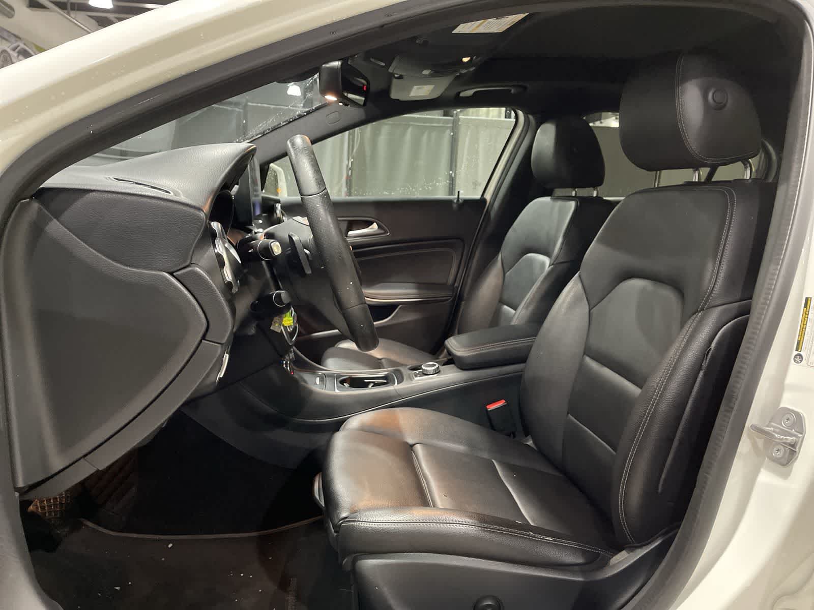 Thumbnail: 2018 Mercedes-Benz GLA - 23