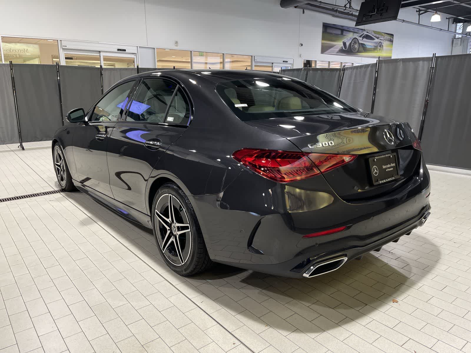 Thumbnail: 2023 Mercedes-Benz C-Class - 16