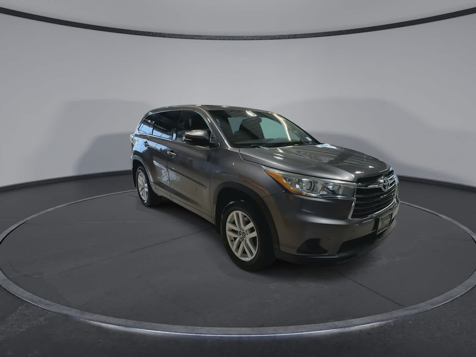 Thumbnail: 2016 Toyota Highlander - 2