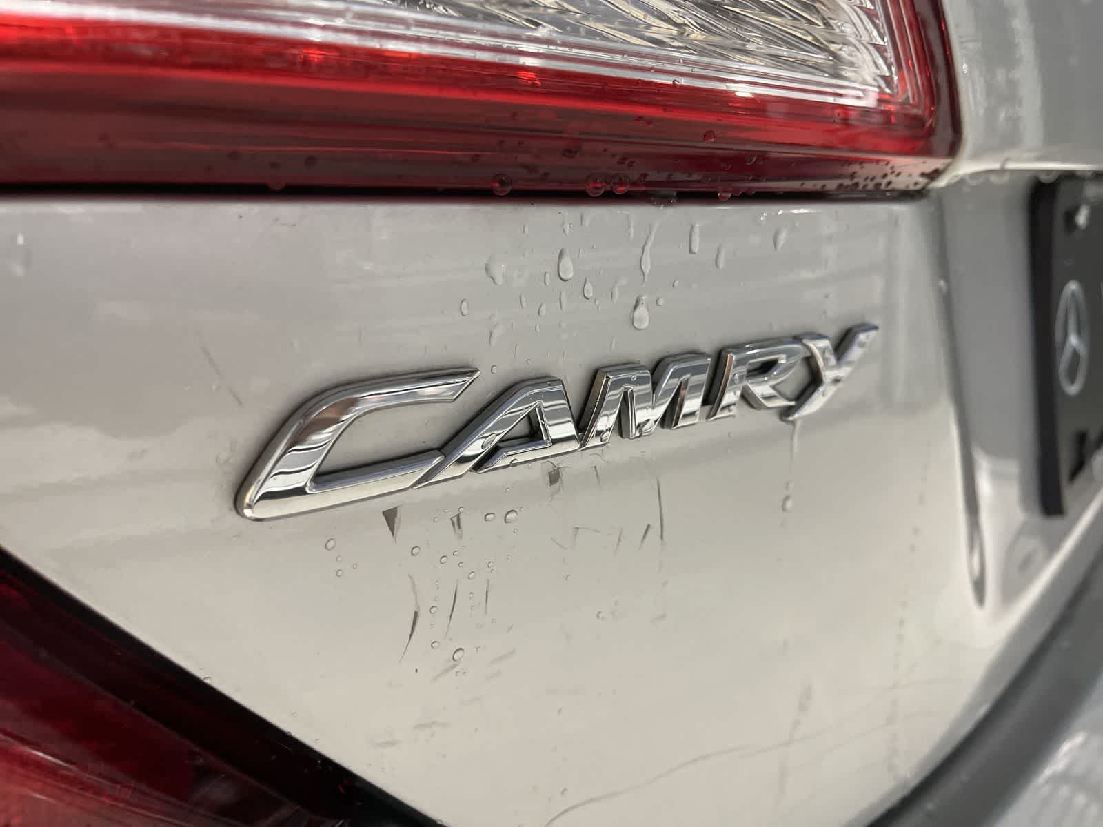 Thumbnail: 2012 Toyota Camry - 19