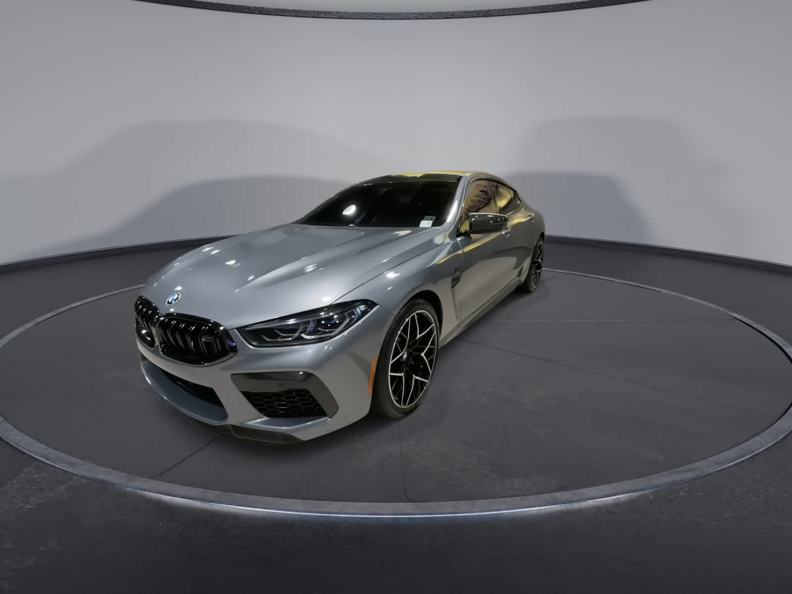 Thumbnail: 2023 BMW M8 - 5