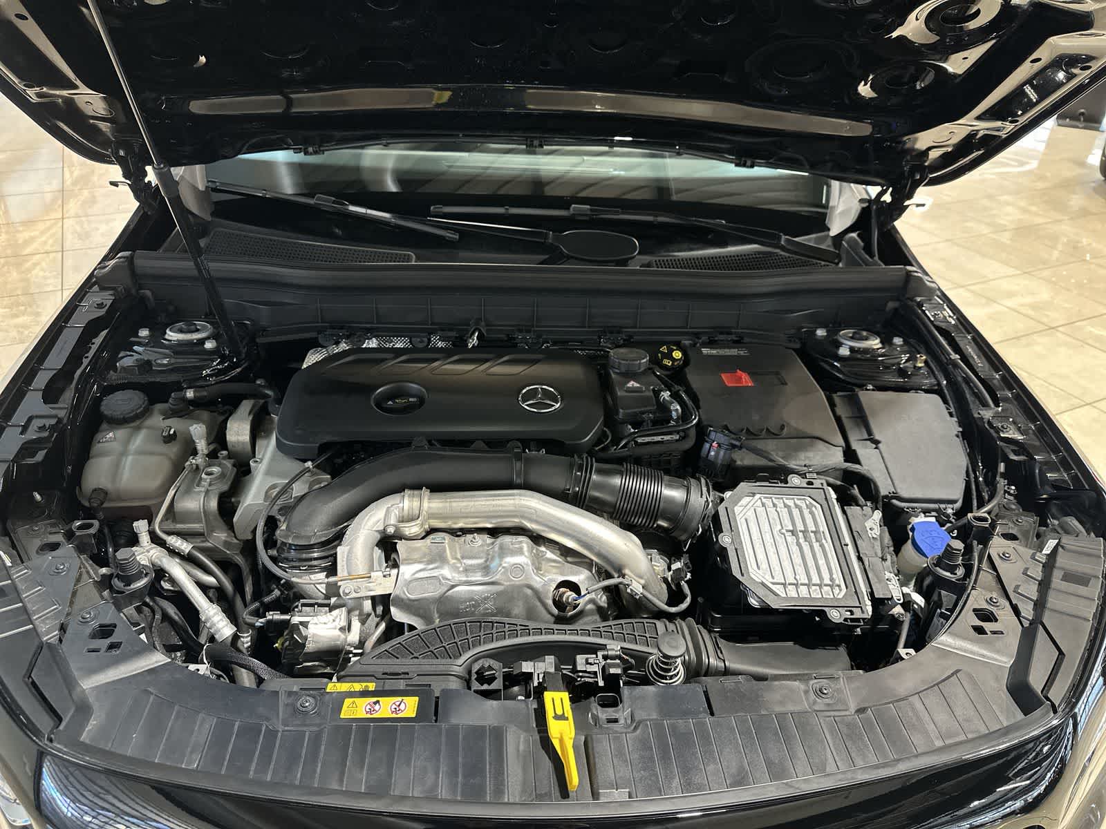 Thumbnail: 2025 Mercedes-Benz GLB - 9