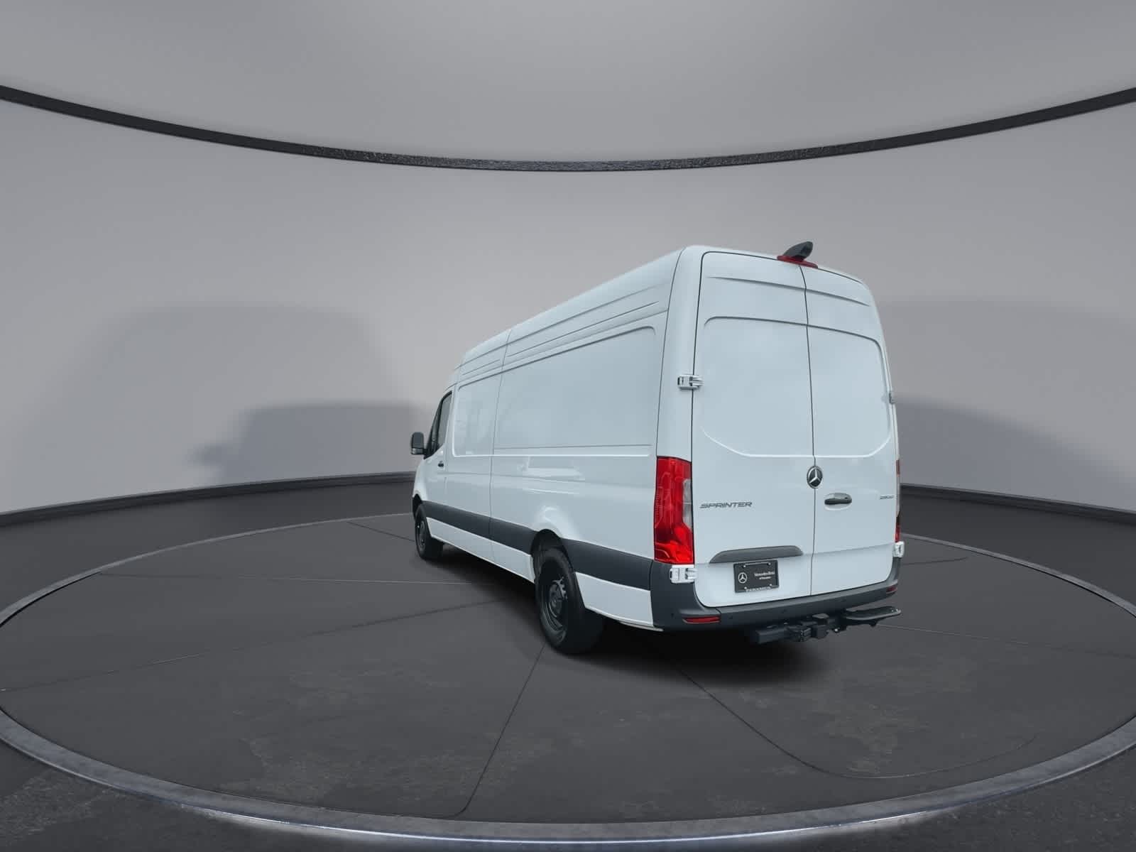 Thumbnail: 2025 Mercedes-Benz Sprinter - 12