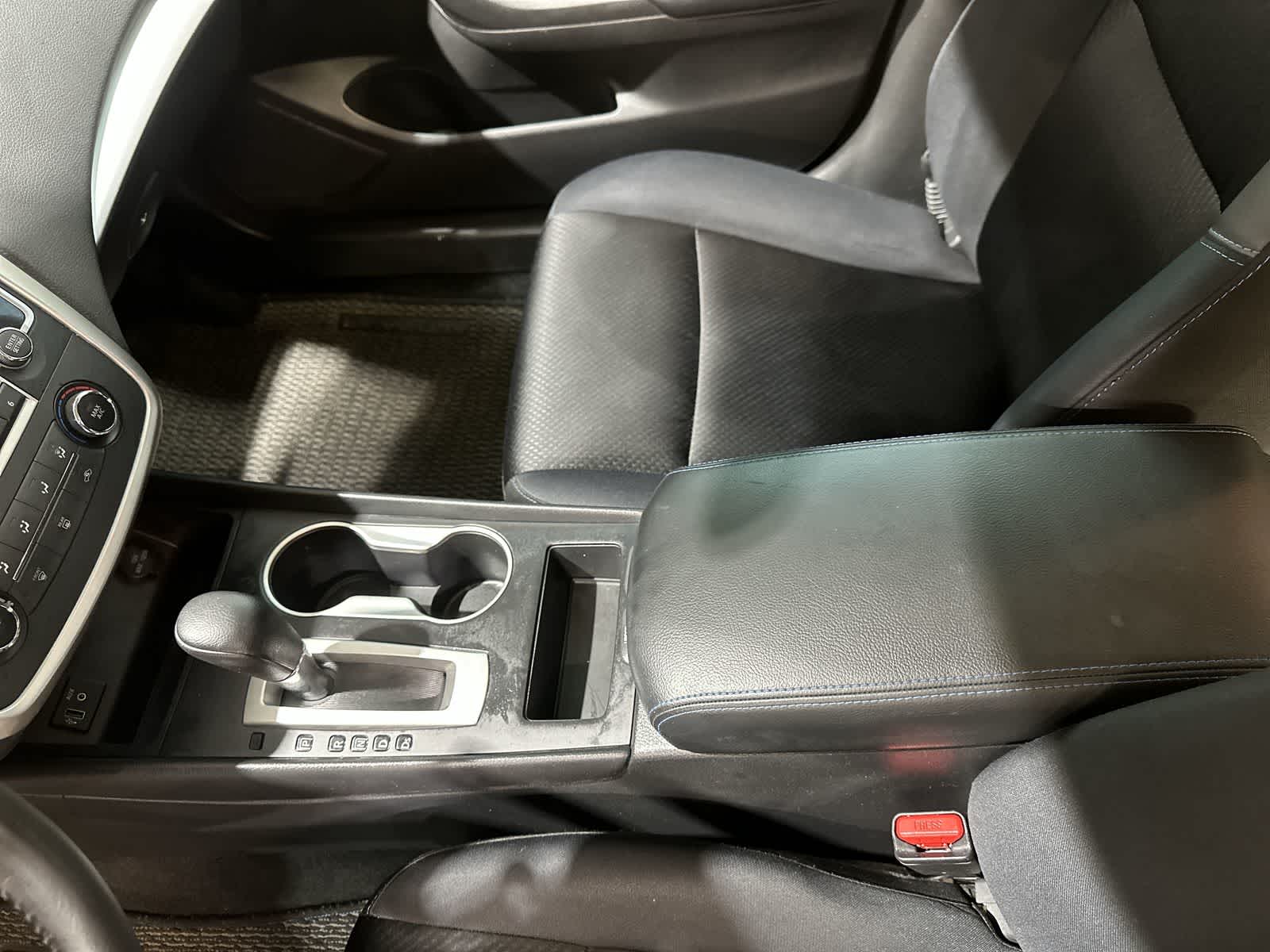 Thumbnail: 2017 Nissan Altima - 28