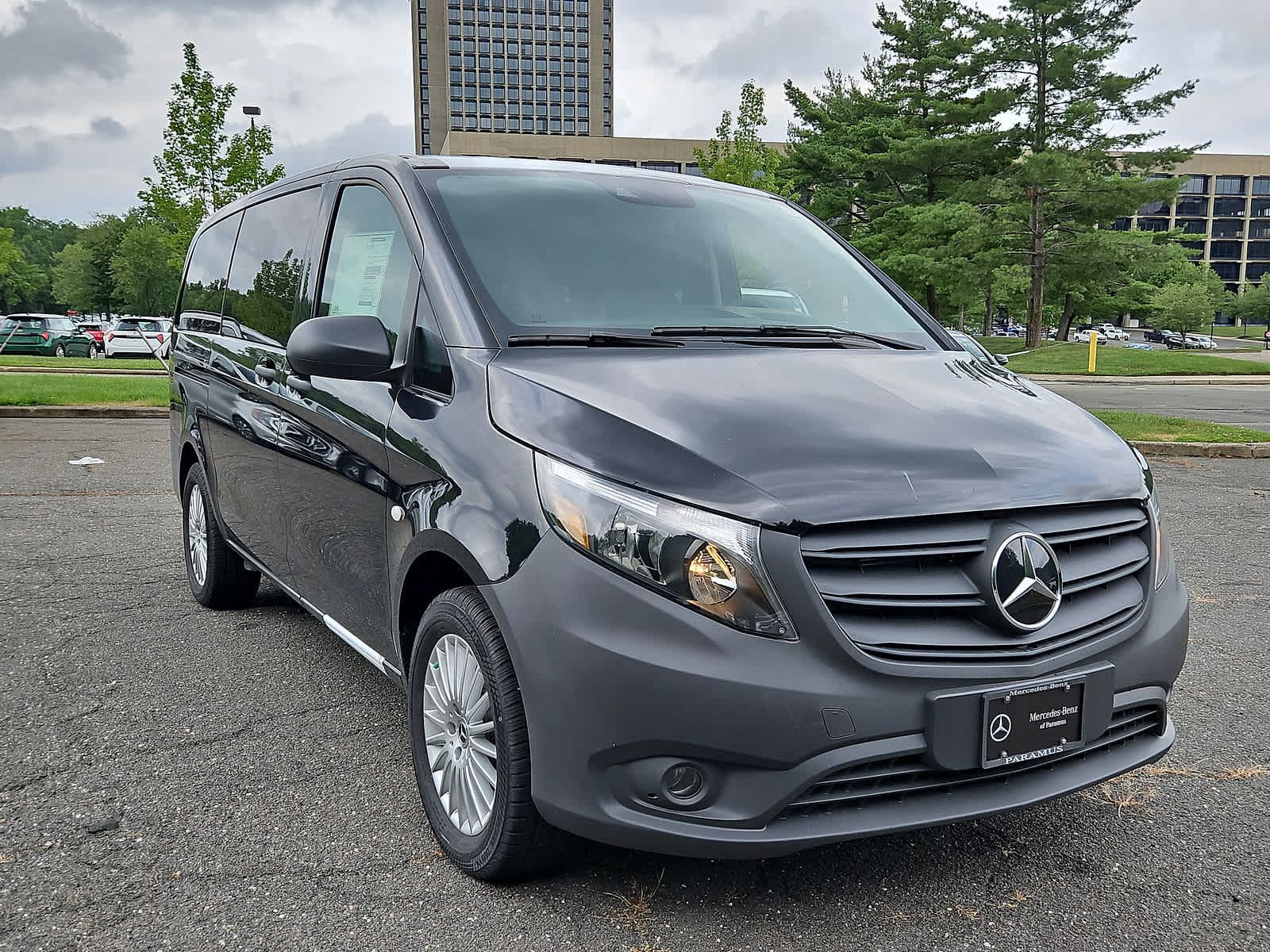 2023 Mercedes-Benz Metris  10