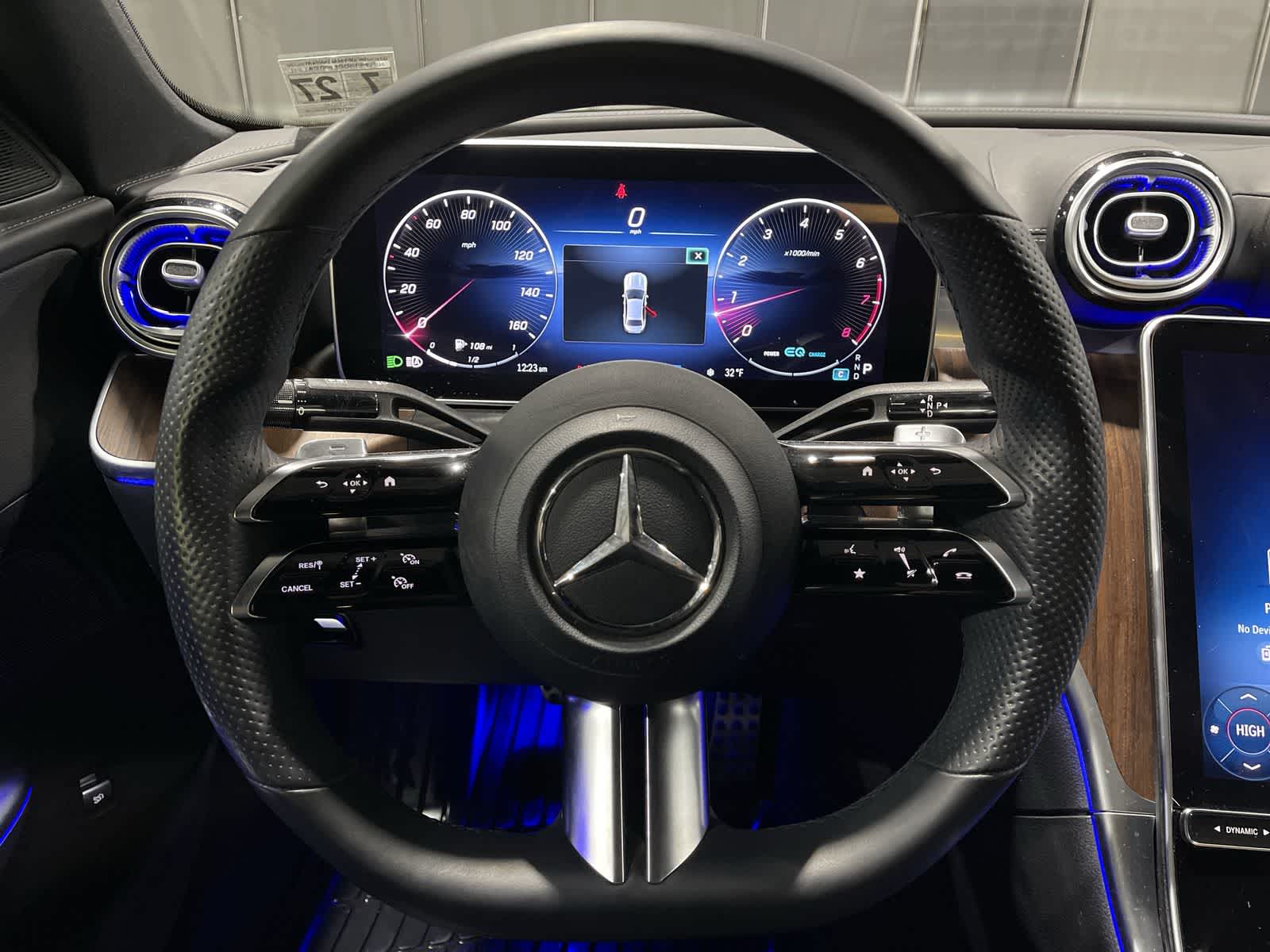 Thumbnail: 2022 Mercedes-Benz C-Class - 27