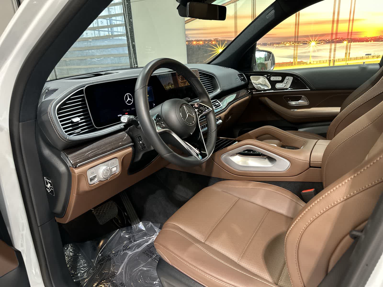 Thumbnail: 2026 Mercedes-Benz GLE - 14