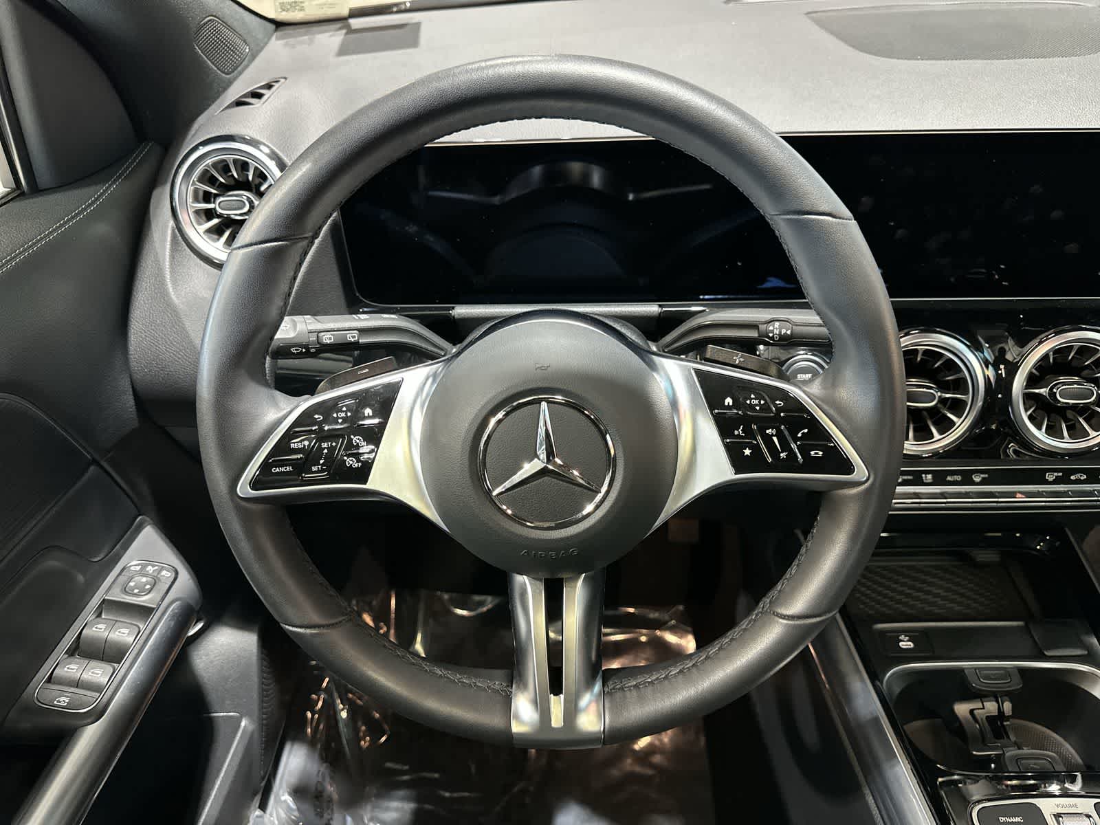 Thumbnail: 2026 Mercedes-Benz GLB - 27