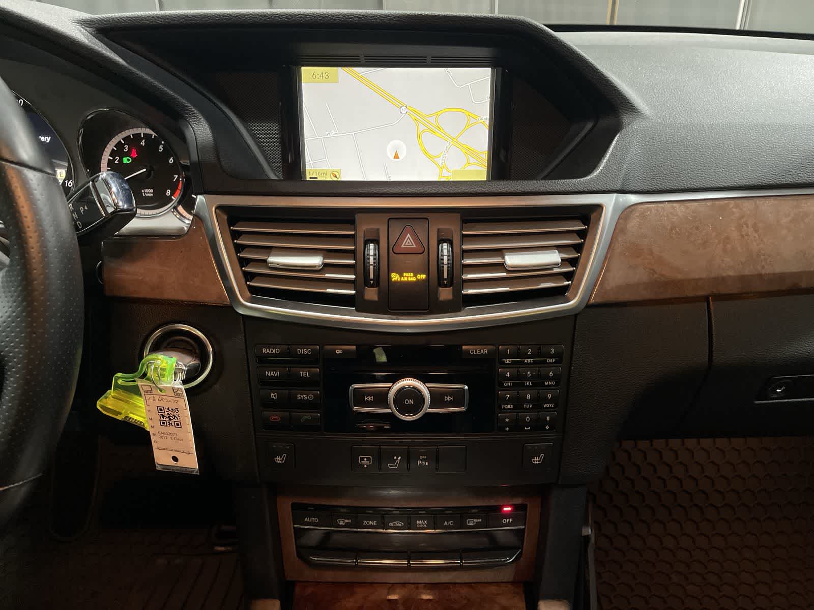 Thumbnail: 2012 Mercedes-Benz E-Class - 28