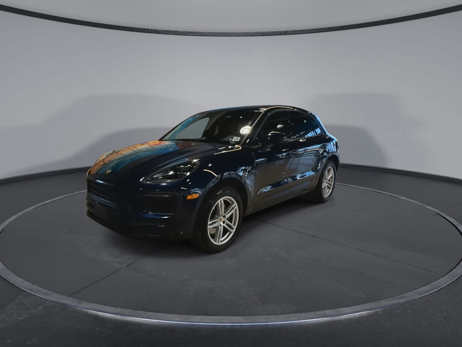 Thumbnail: 2022 Porsche Macan - 5