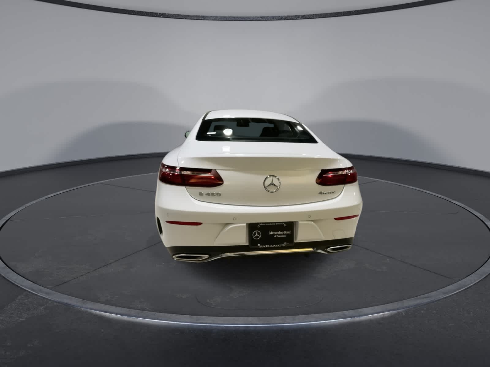 Thumbnail: 2023 Mercedes-Benz E-Class - 9