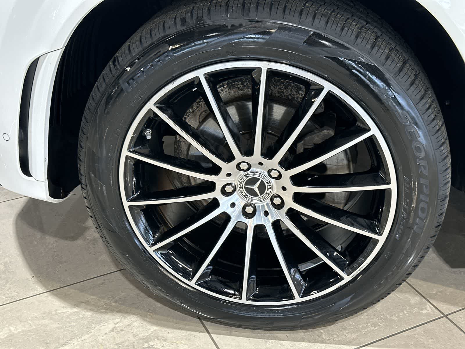 Thumbnail: 2023 Mercedes-Benz GLE - 20