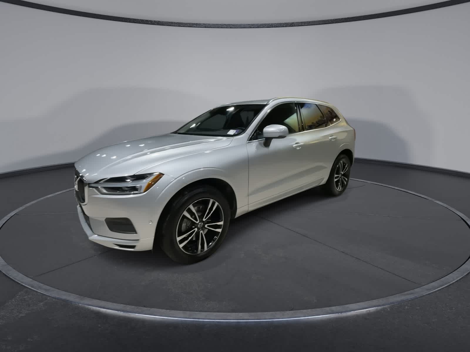 Thumbnail: 2019 Volvo XC60 - 6