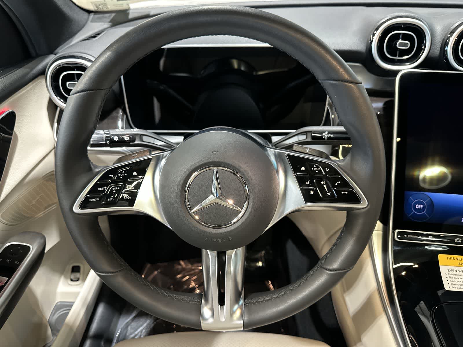Thumbnail: 2026 Mercedes-Benz GLC - 27