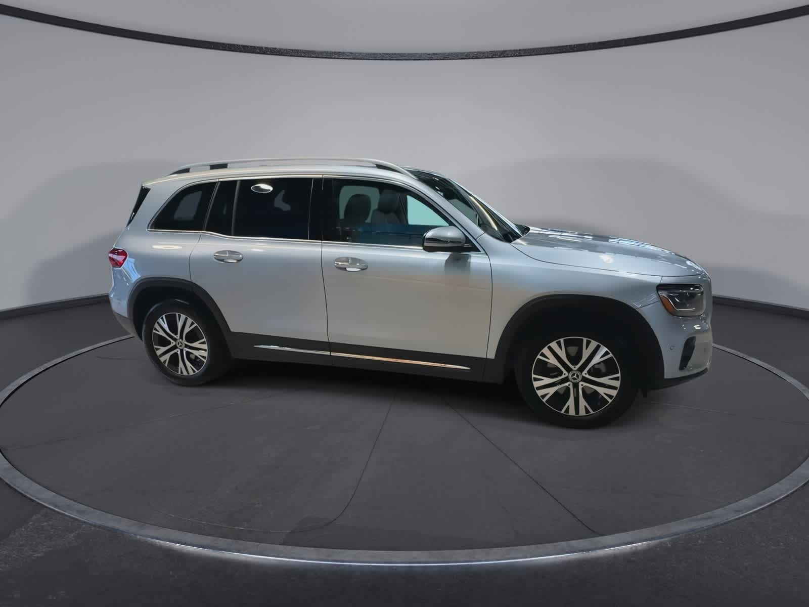Thumbnail: 2026 Mercedes-Benz GLB - 13
