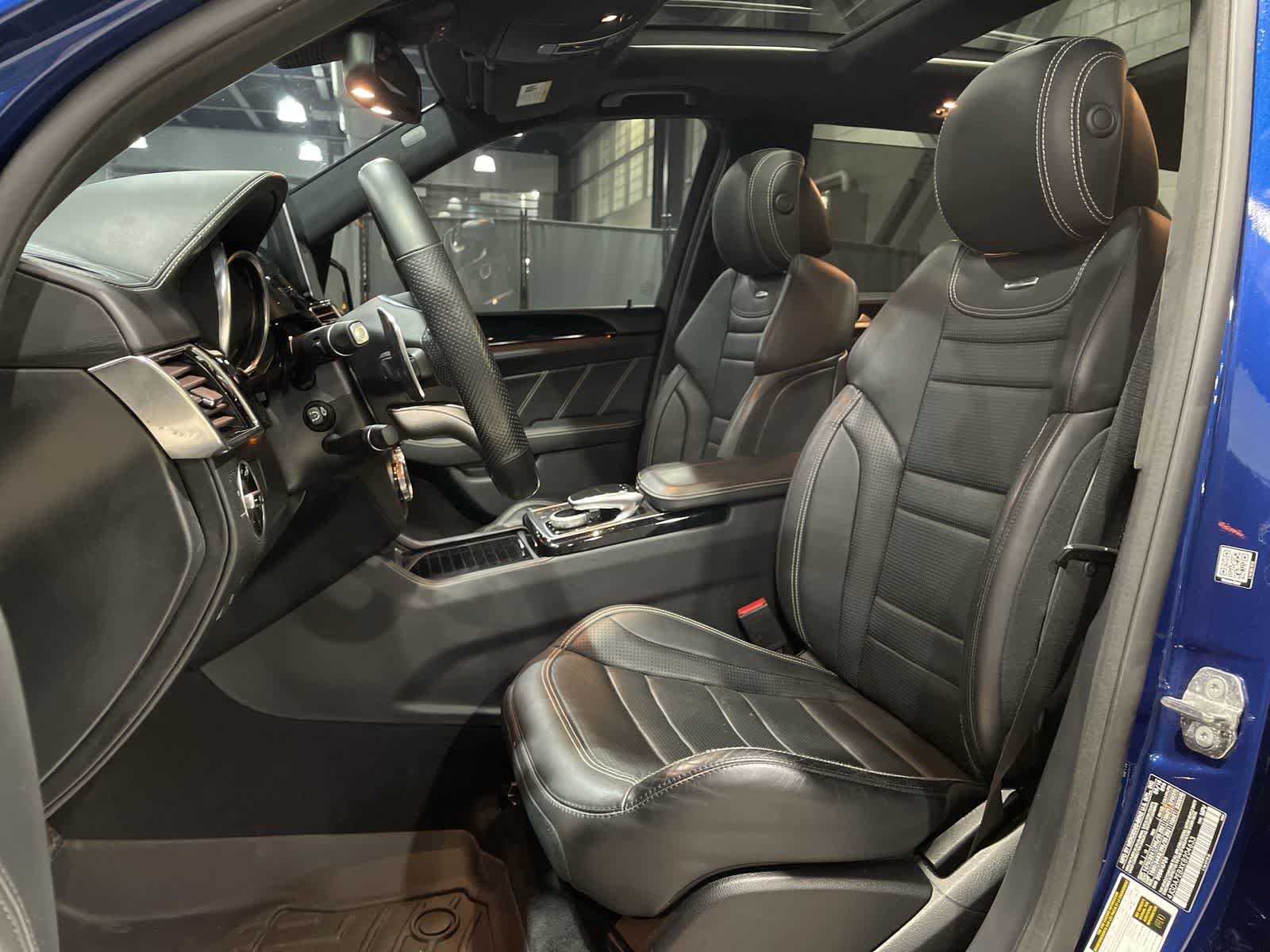 Thumbnail: 2019 Mercedes-Benz GL-Class - 23