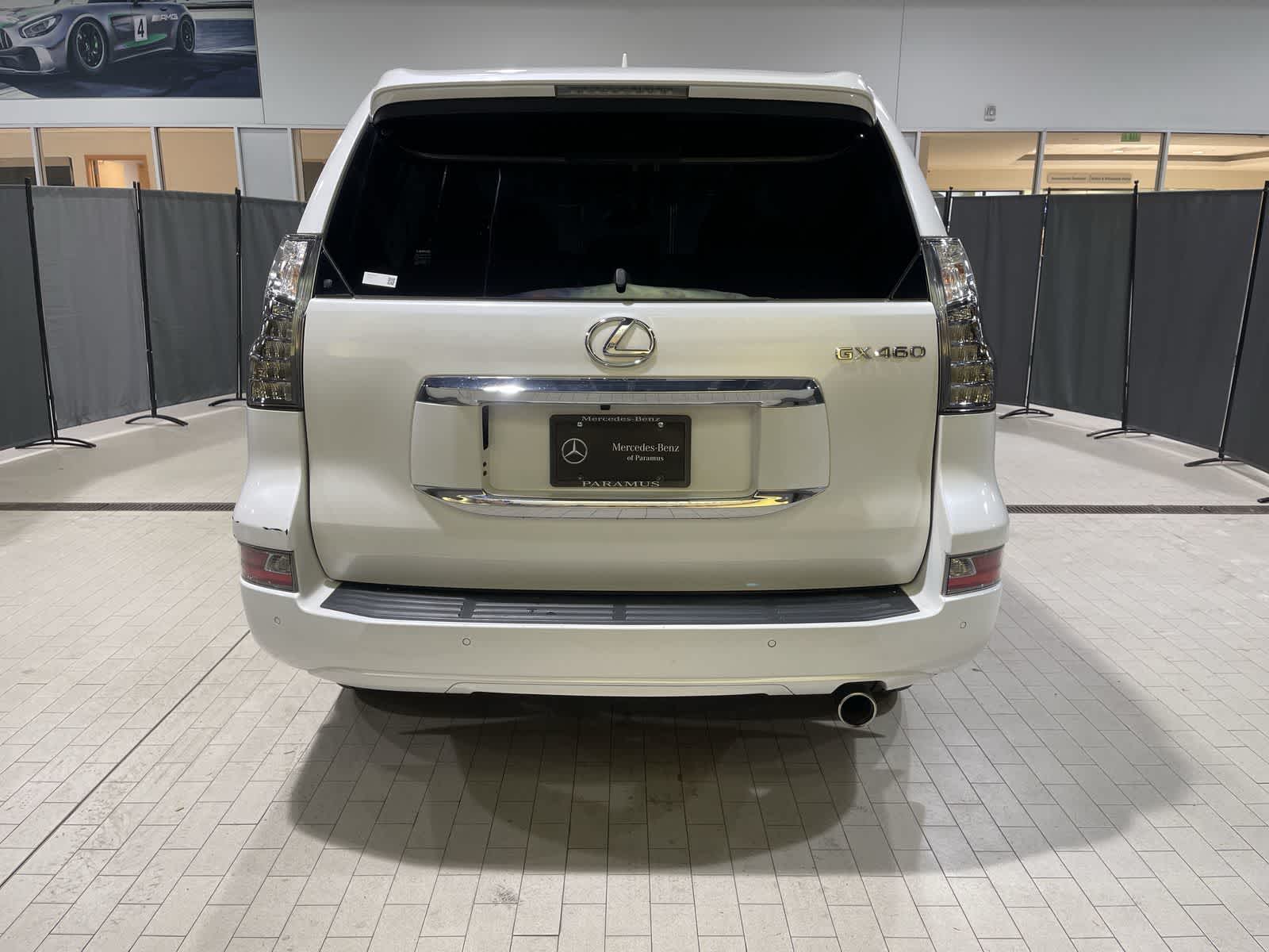 Thumbnail: 2019 Lexus GX - 17