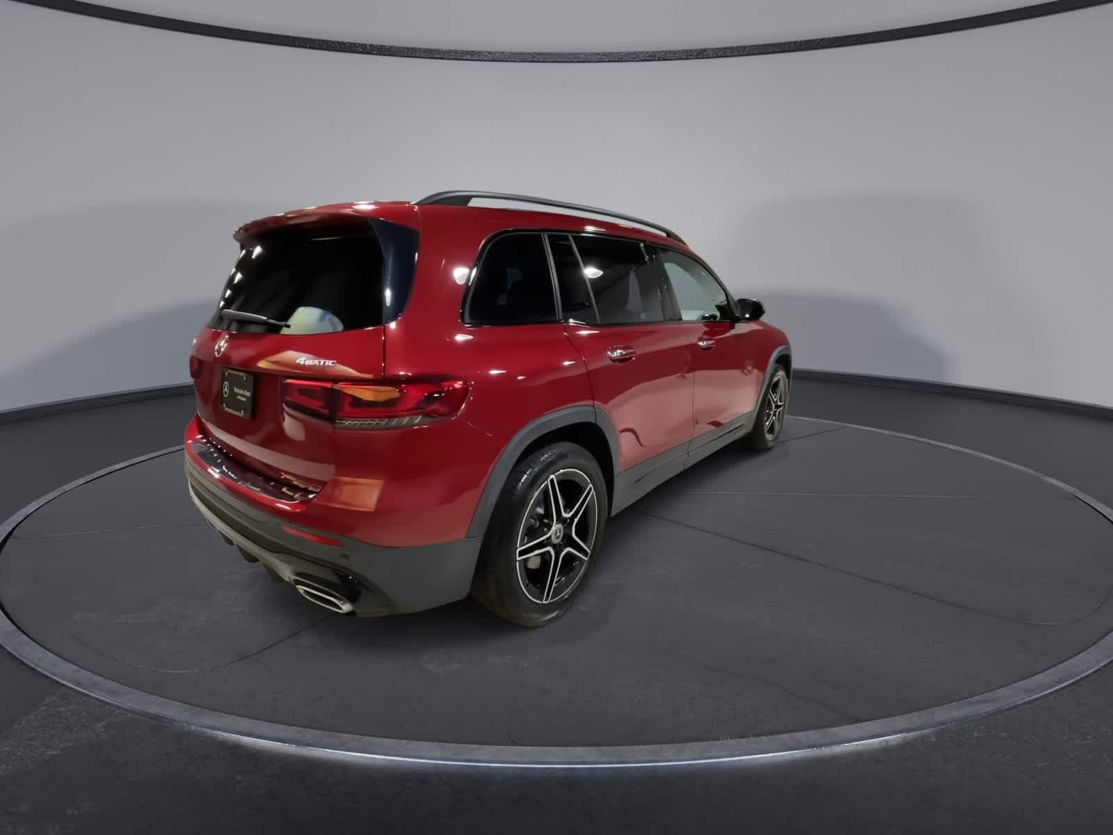 Thumbnail: 2021 Mercedes-Benz GLB - 11