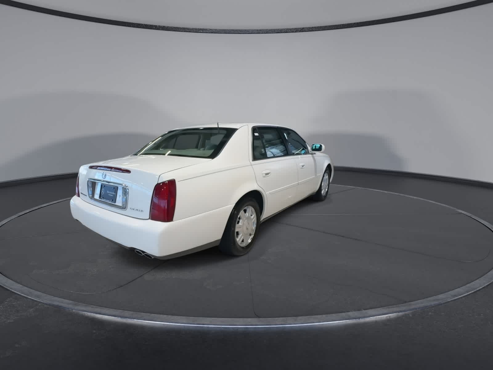 Thumbnail: 2003 Cadillac DeVille - 11