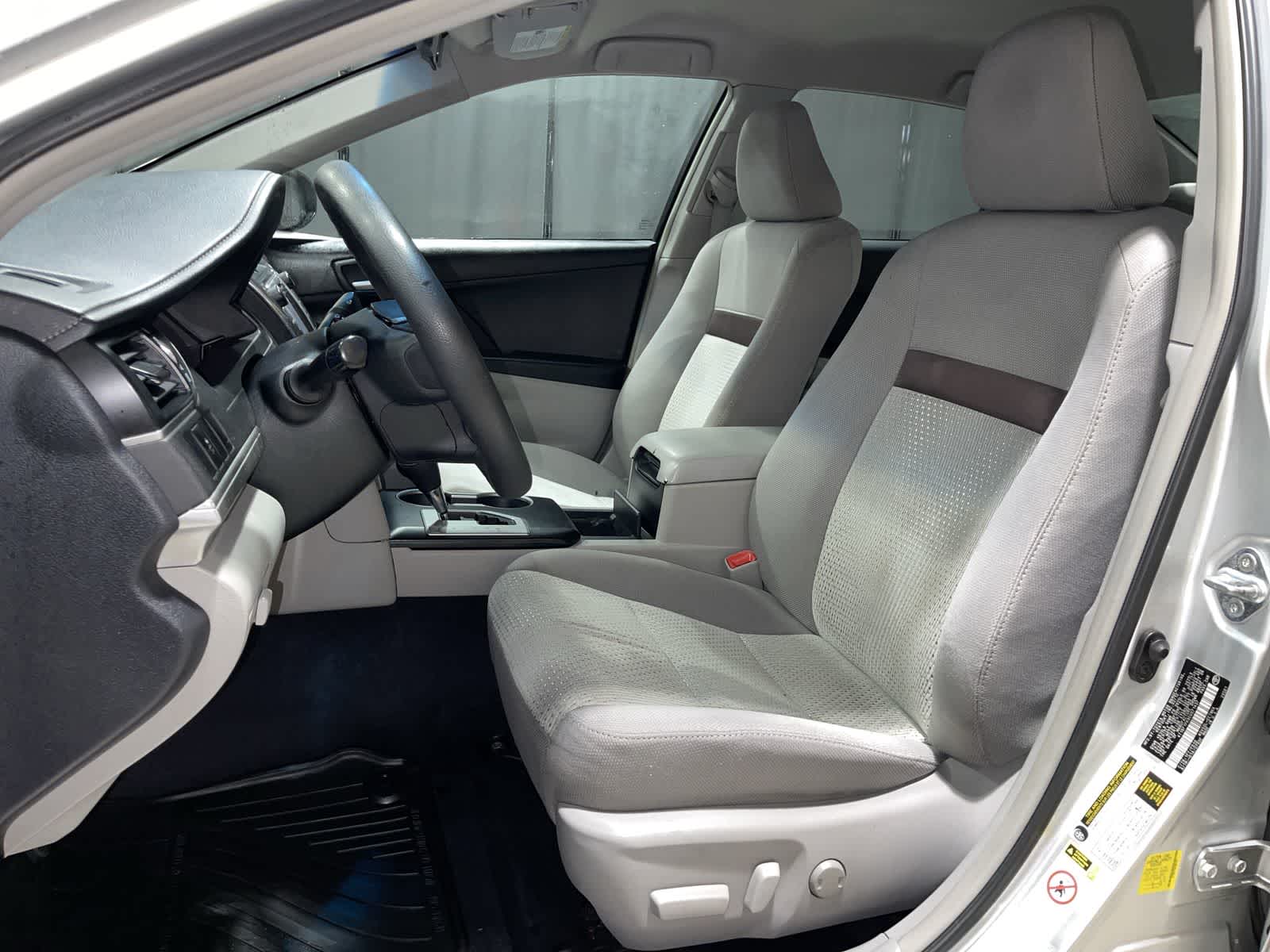 Thumbnail: 2012 Toyota Camry - 23