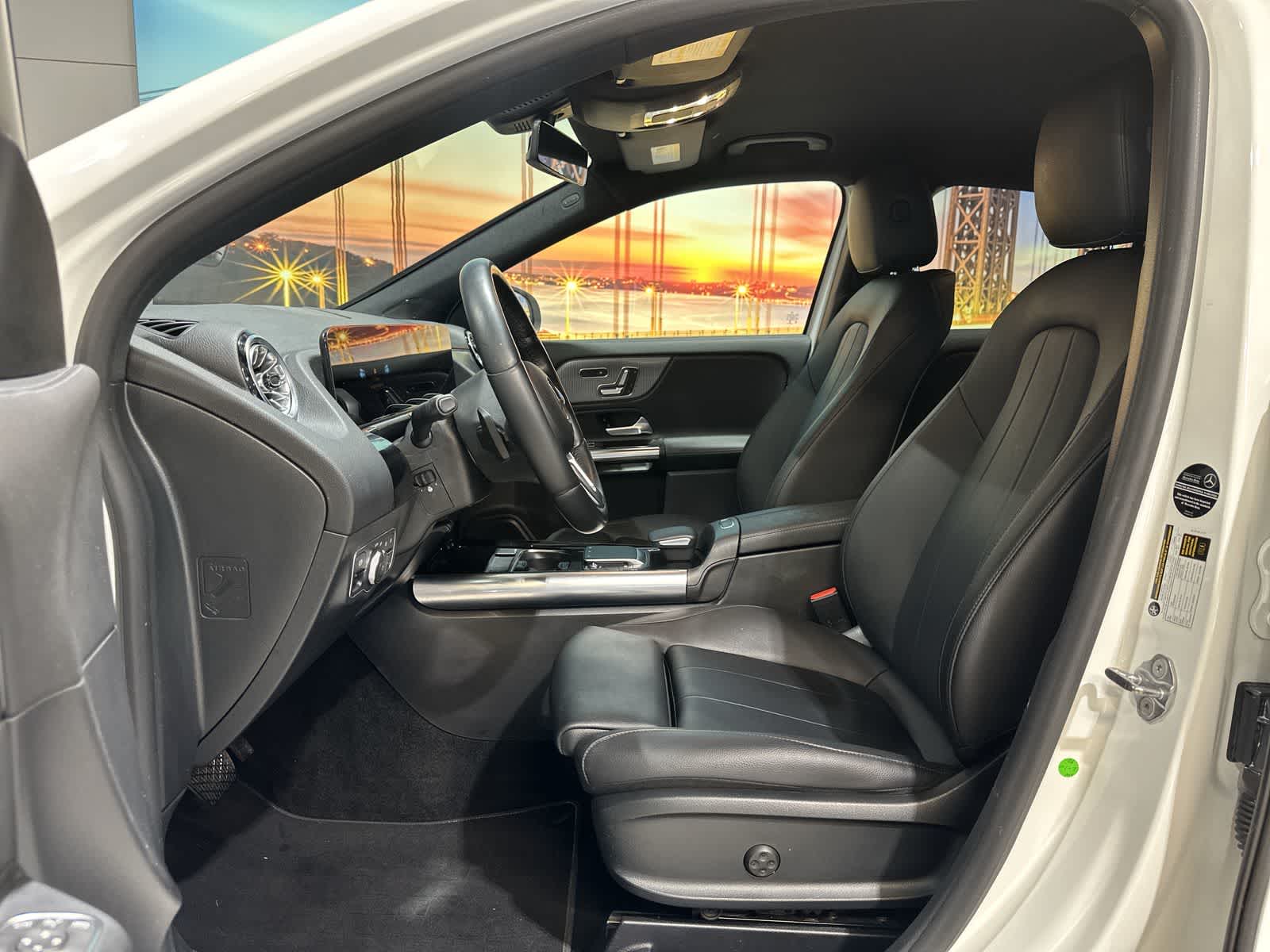 Thumbnail: 2023 Mercedes-Benz GLA - 14