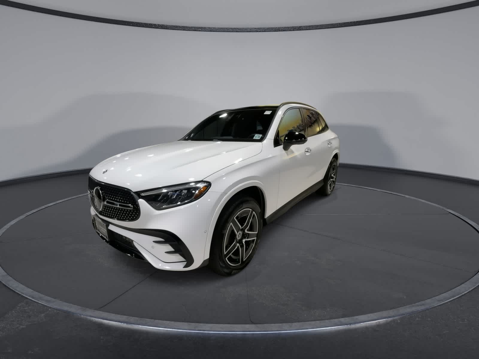 Thumbnail: 2025 Mercedes-Benz GLC - 5