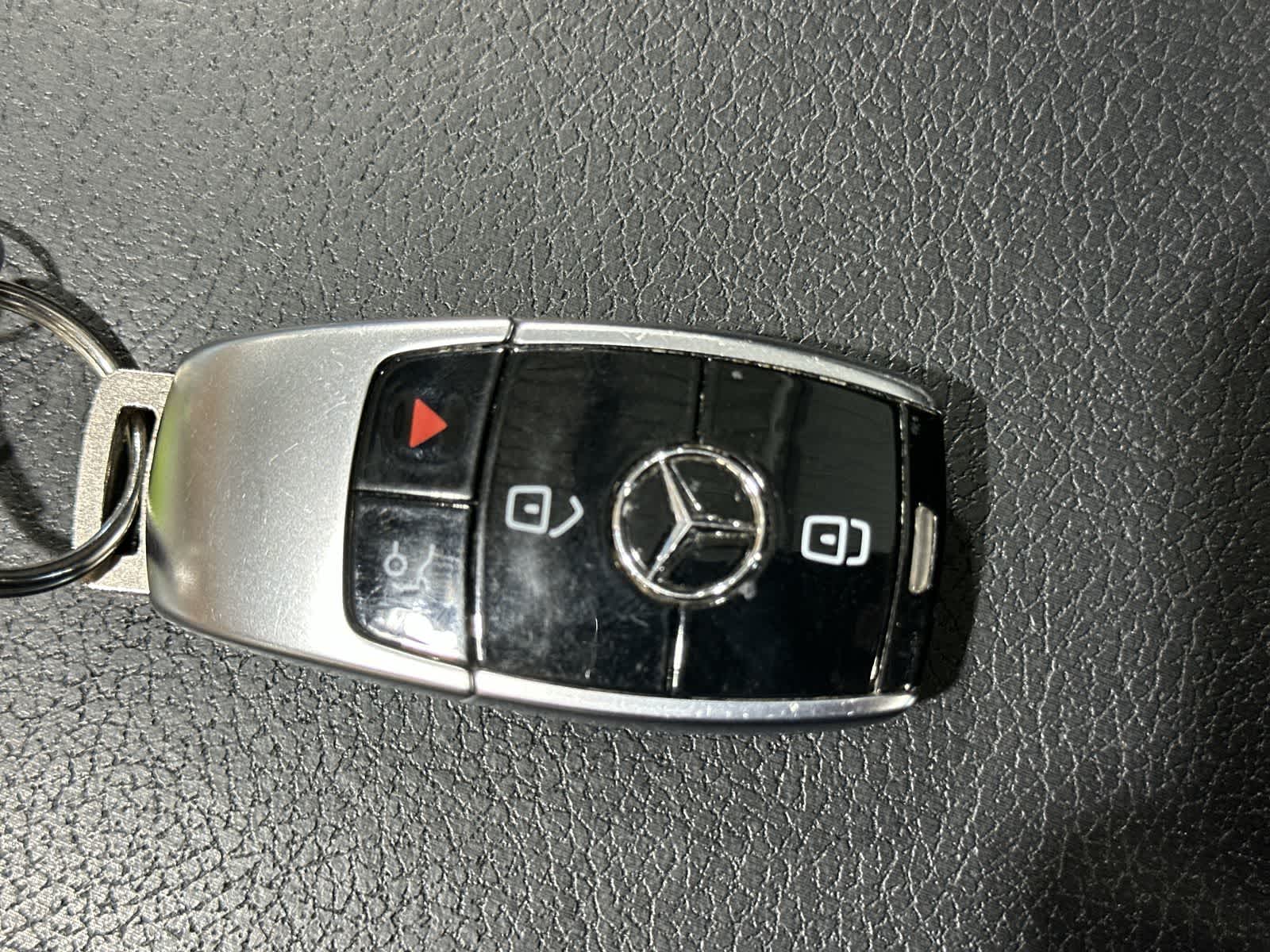 Thumbnail: 2023 Mercedes-Benz E-Class - 32