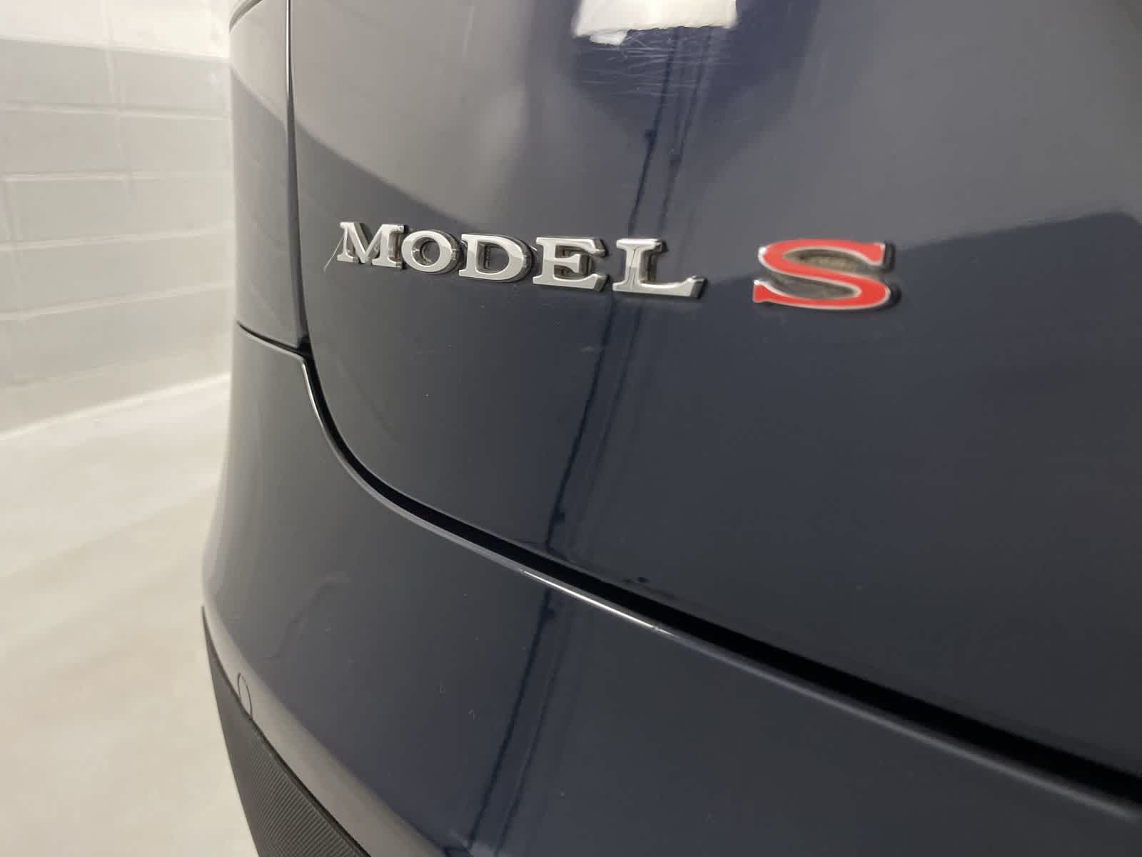 2014 Tesla Model S  19
