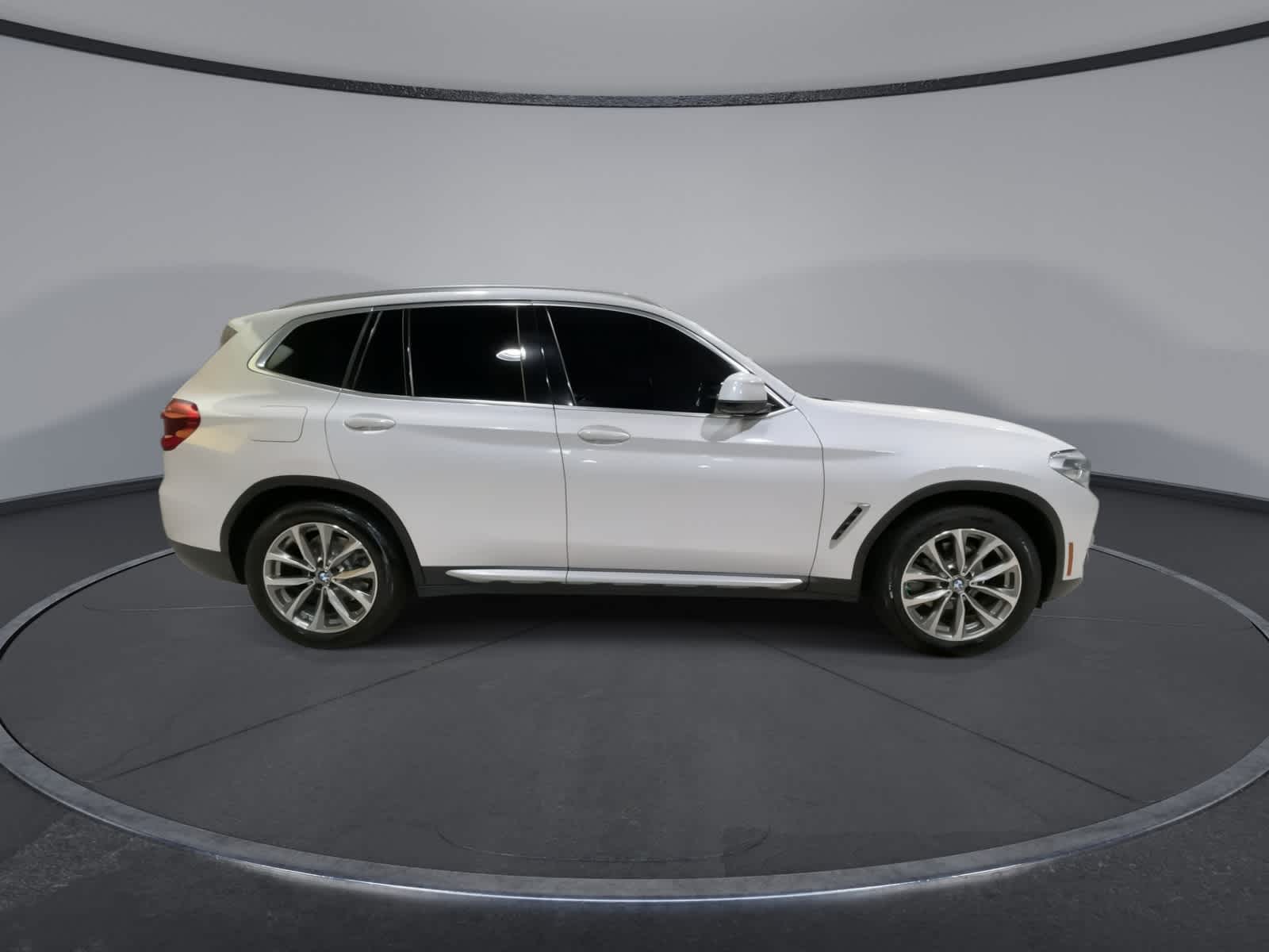 Thumbnail: 2019 BMW X3 - 13