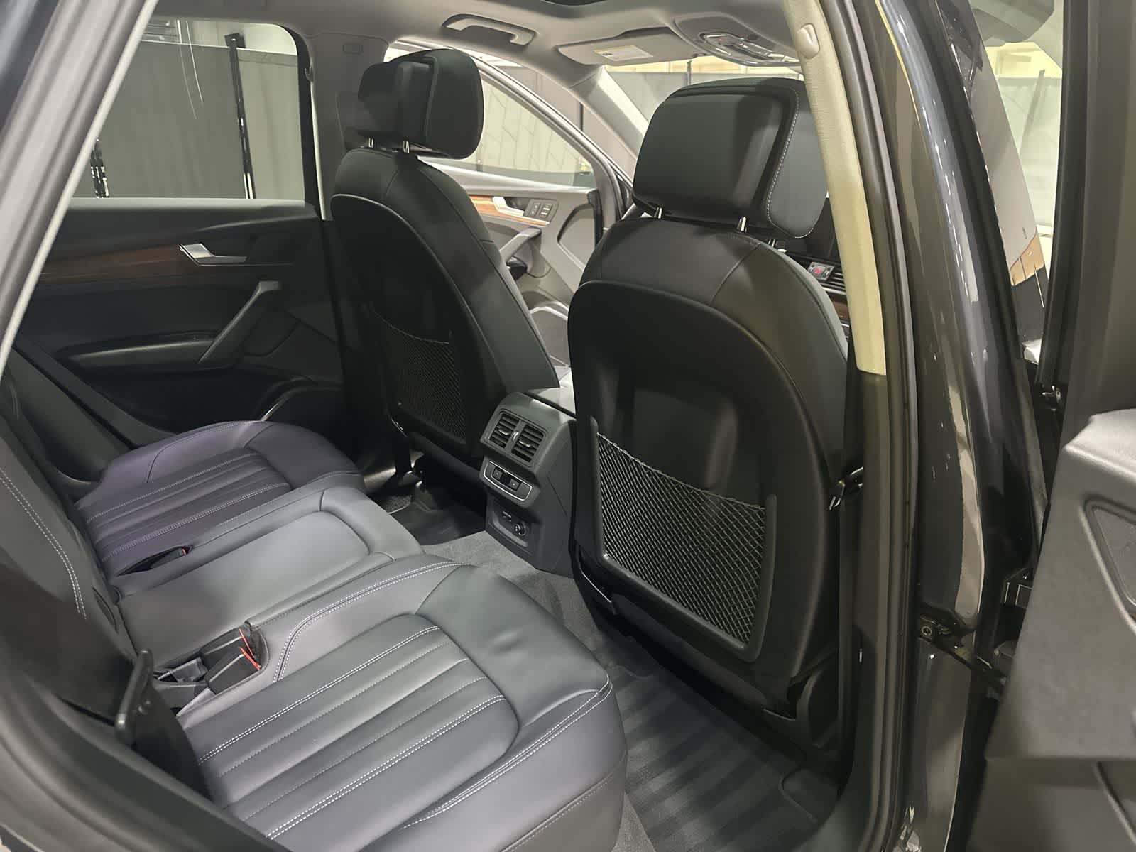 Thumbnail: 2023 Audi Q5 - 25