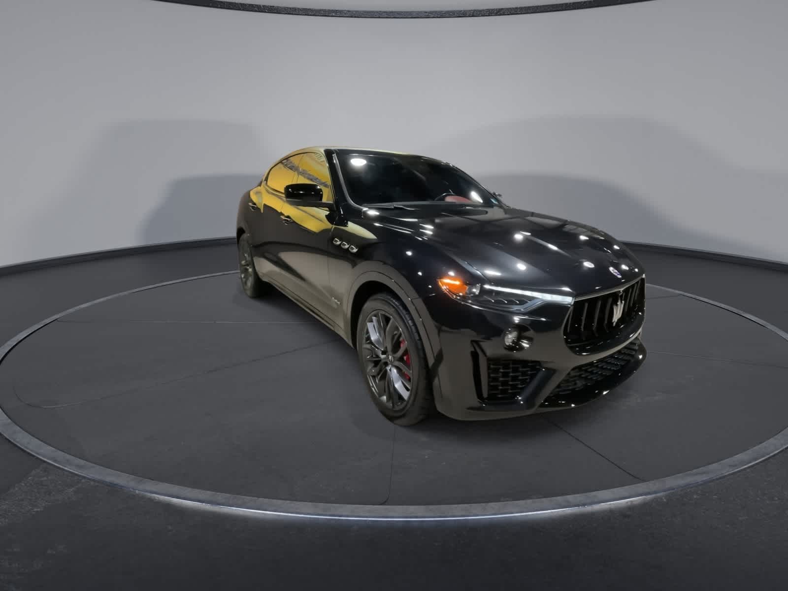 Thumbnail: 2020 Maserati Levante - 4