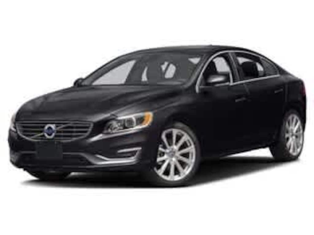 Used 2018 Volvo S60 T5 Inscription AWD Platinum Sedan