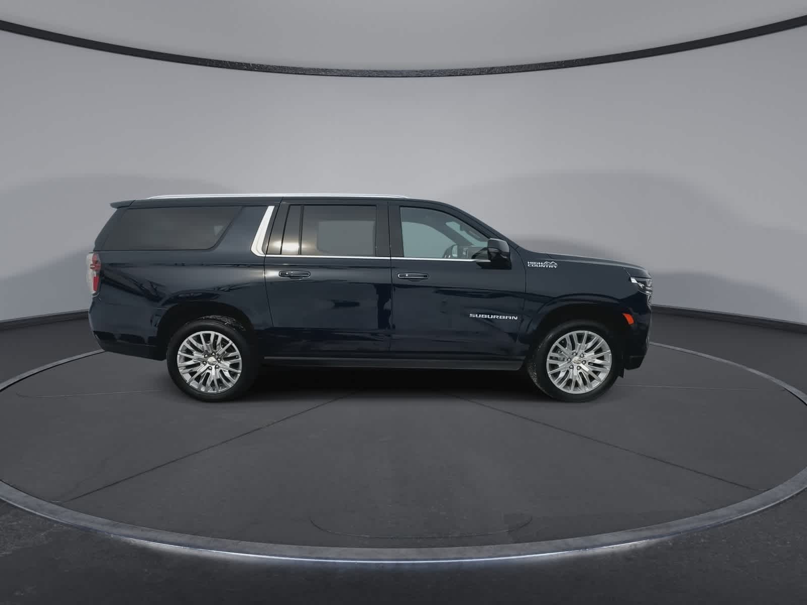 Thumbnail: 2023 Chevrolet Suburban - 13