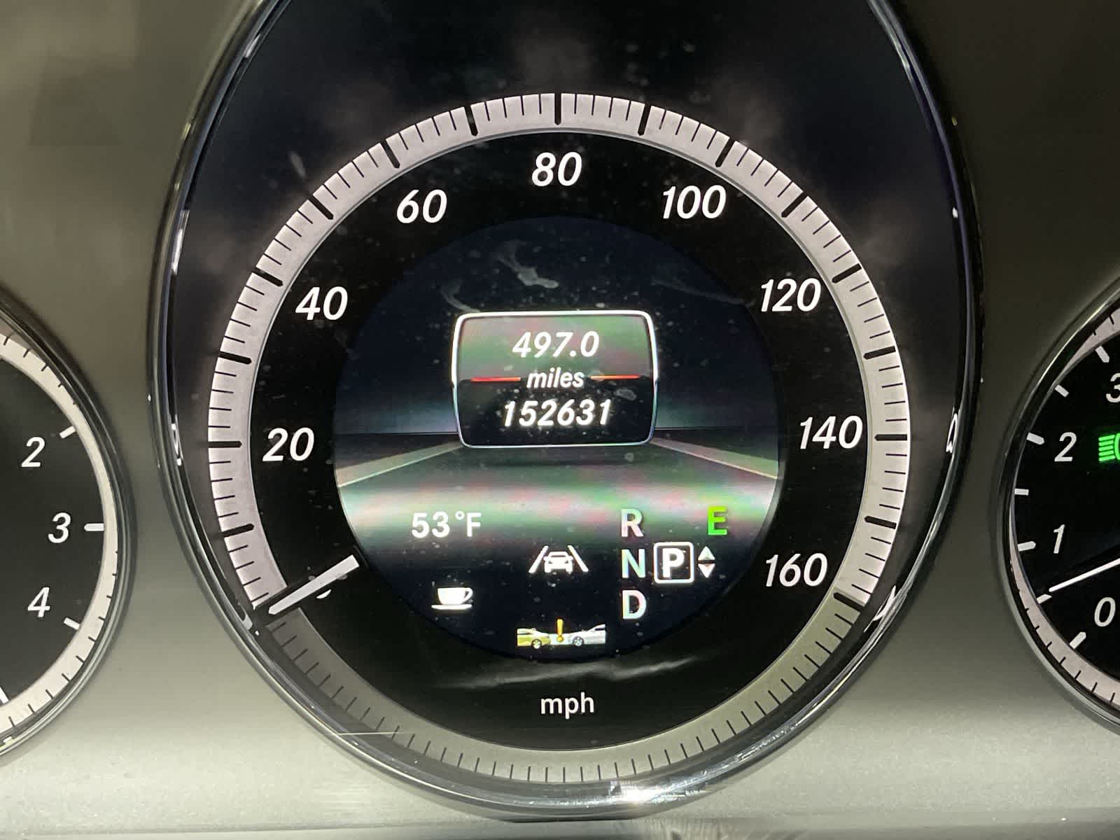 Thumbnail: 2013 Mercedes-Benz E-Class - 30