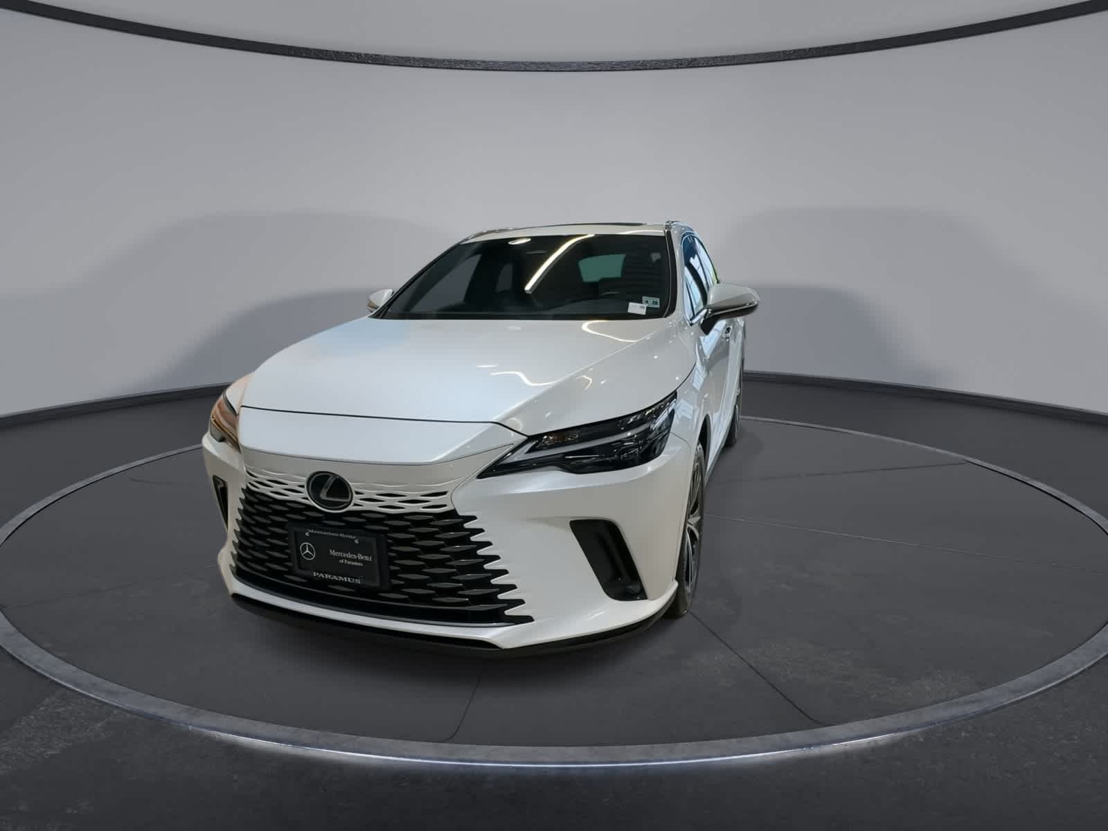 Thumbnail: 2023 Lexus RX - 4