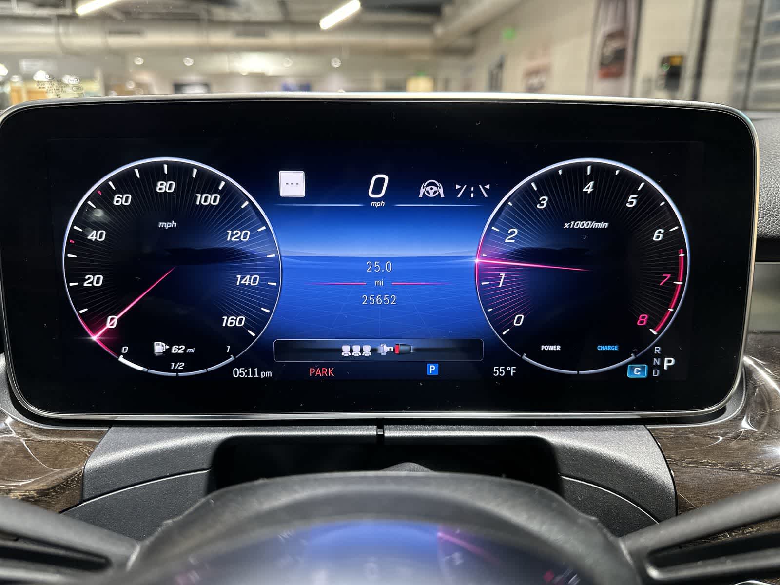 Thumbnail: 2023 Mercedes-Benz C-Class - 30