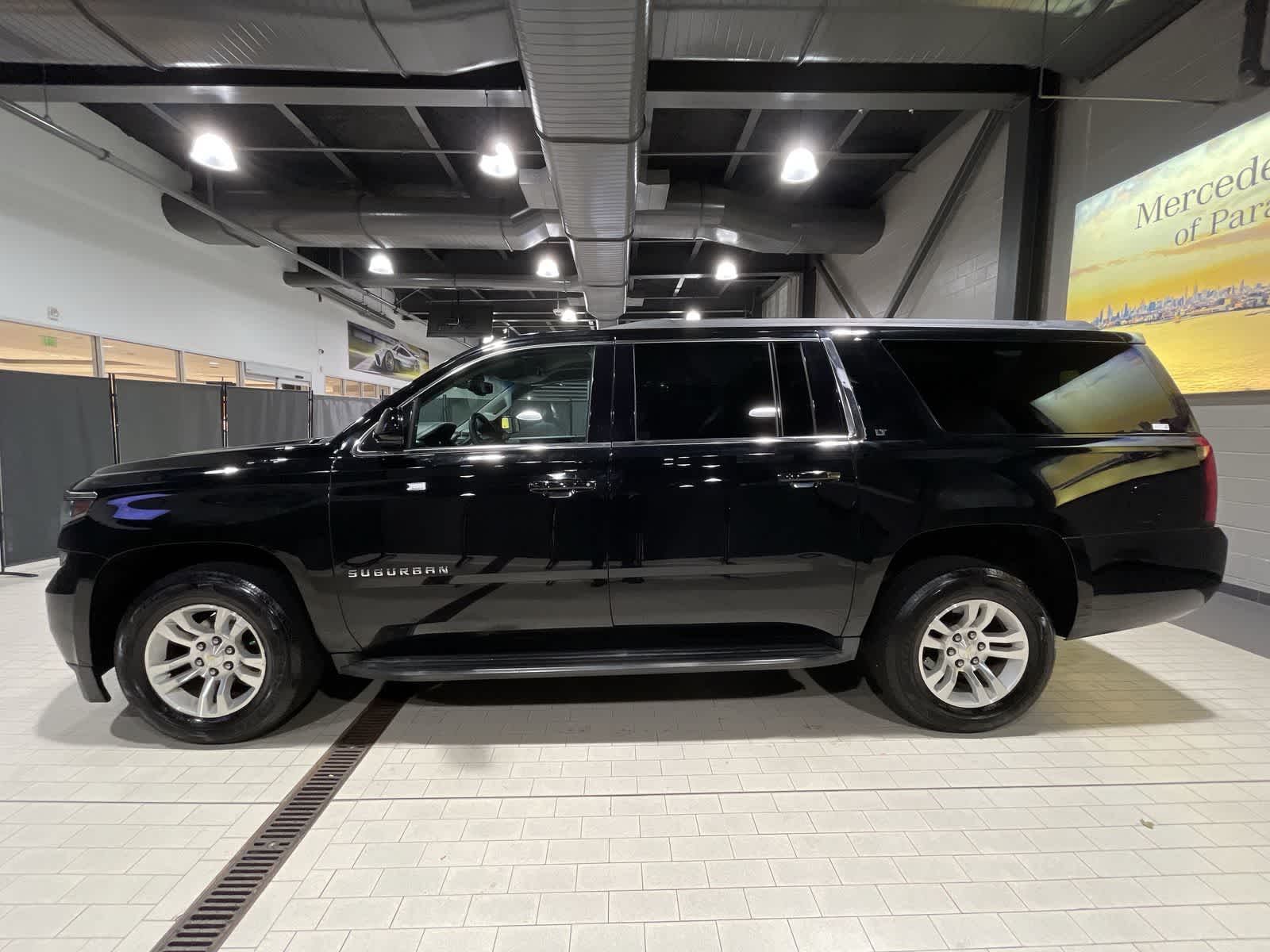 Thumbnail: 2016 Chevrolet Suburban - 15