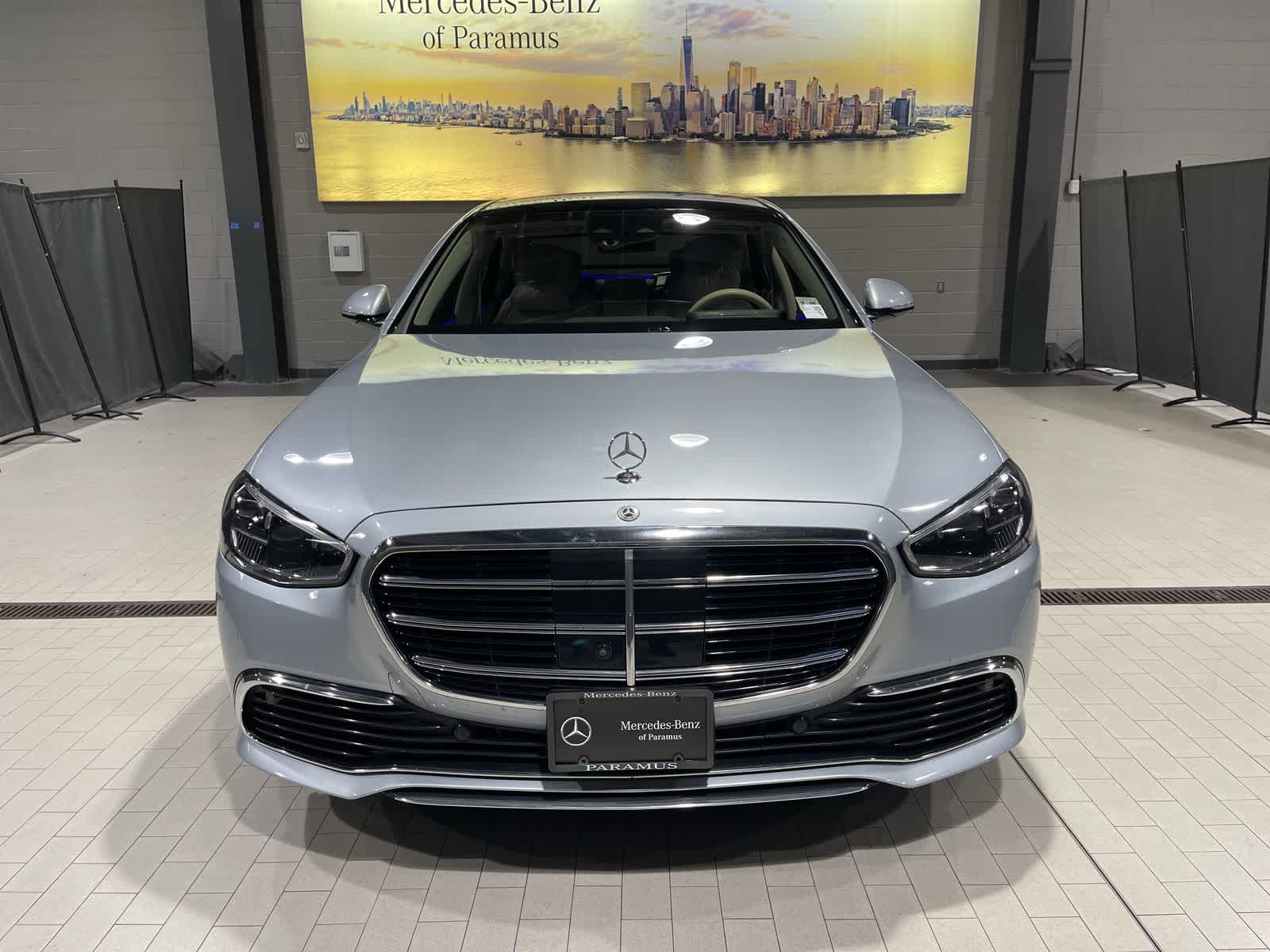 Thumbnail: 2021 Mercedes-Benz S-Class - 18