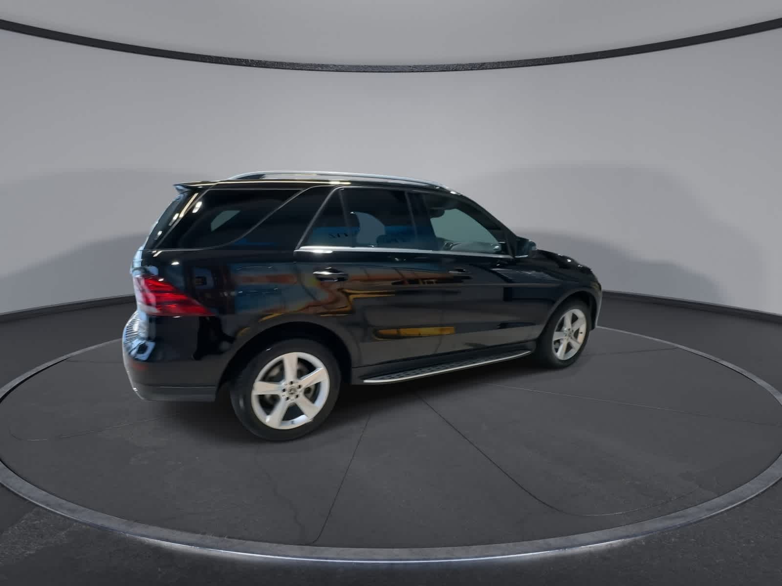 Thumbnail: 2018 Mercedes-Benz GLE - 13