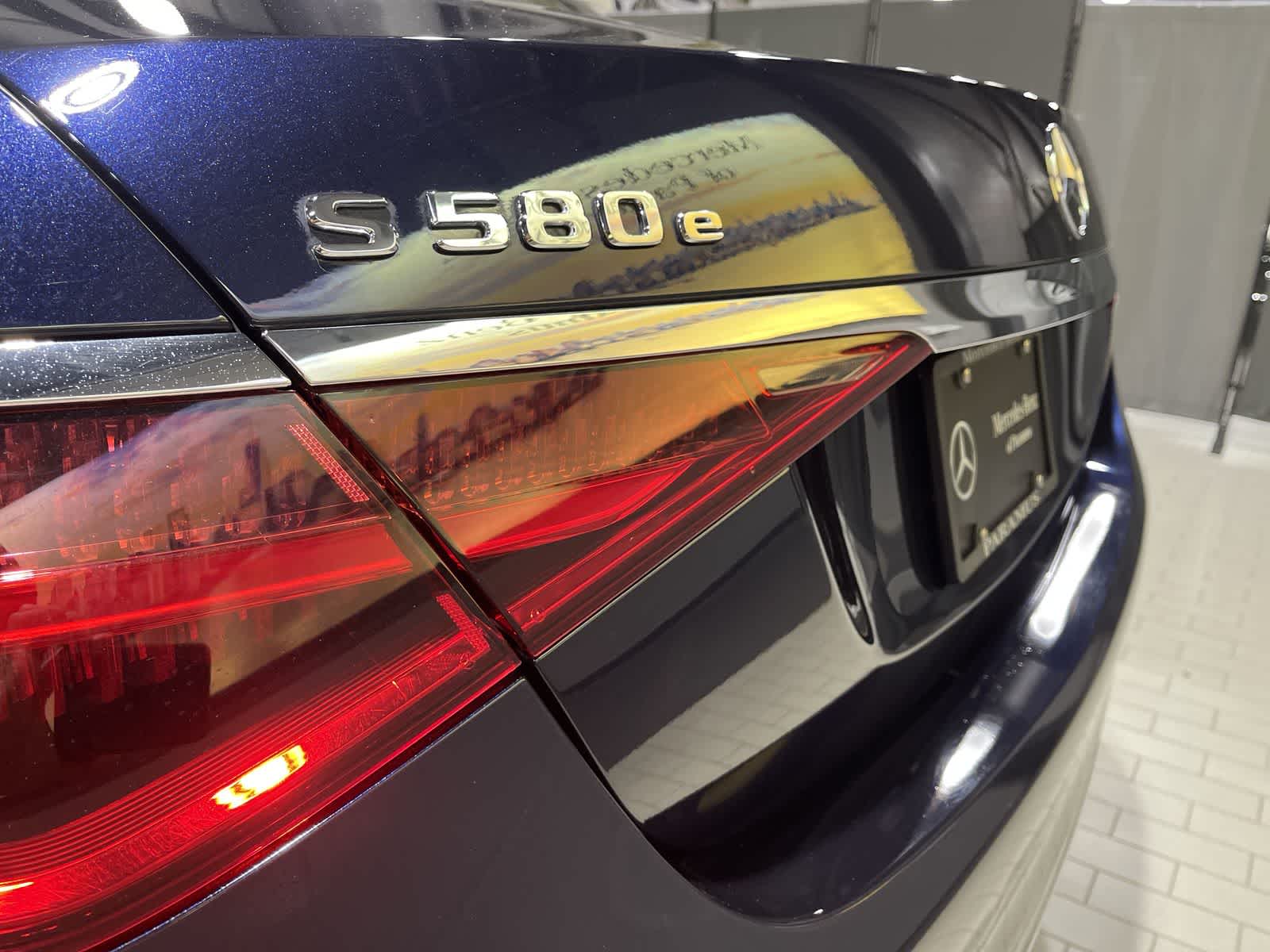 Thumbnail: 2024 Mercedes-Benz S-Class - 19